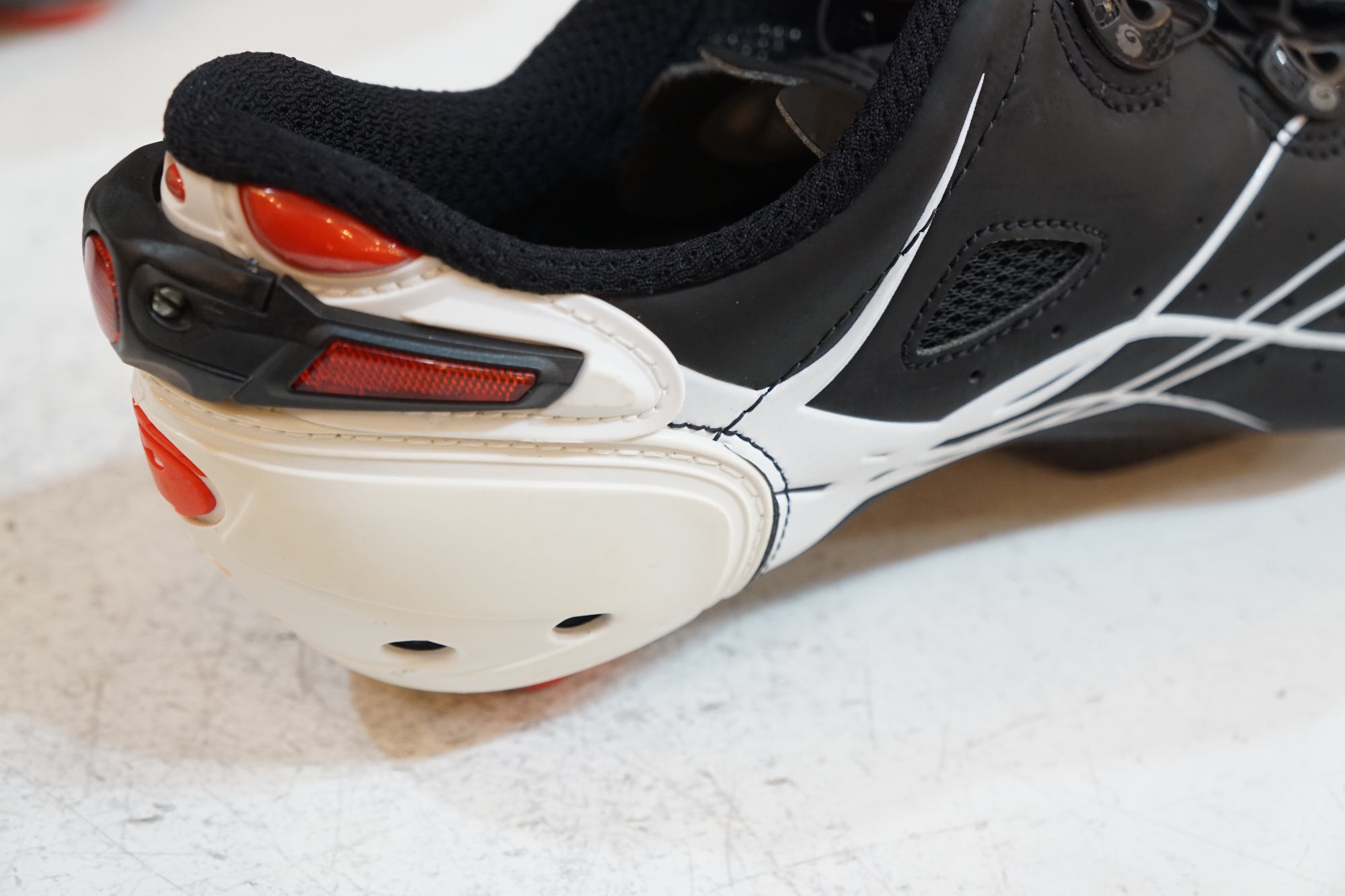 SIDI 「シディ」 VENT CARBON SOLE 42 シューズ / バイチャリ浦和ベース