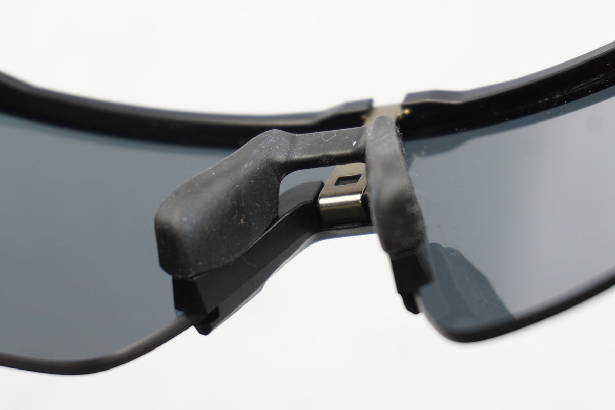 OAKLEY 「オークリー」 SUTRO ギャランティなし アイウェア / 奈良店