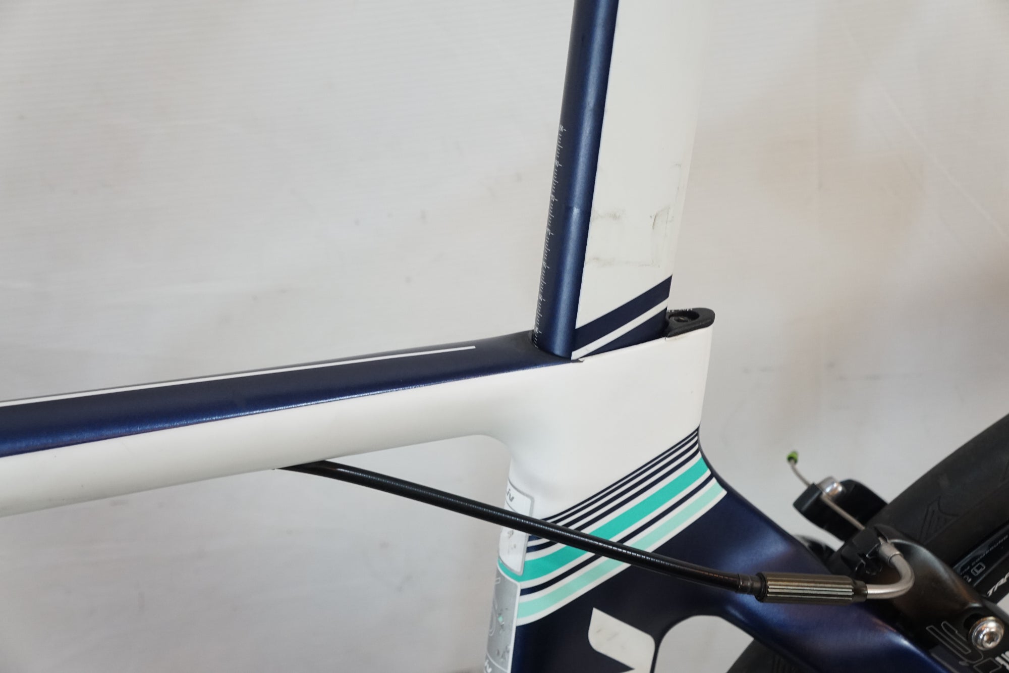 GIANT 「ジャイアント」 LIV ENVIE ADVANCED 2 2017年モデル ロードバイク / バイチャリ浦和ベース