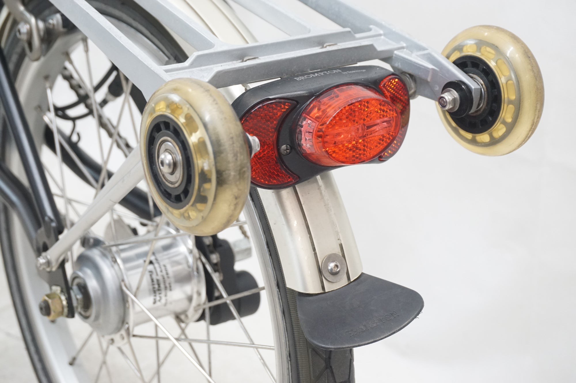 BROMPTON 「ブロンプトン」 M3R 2009年モデル 16インチ 折り畳み自転車 / 福岡店