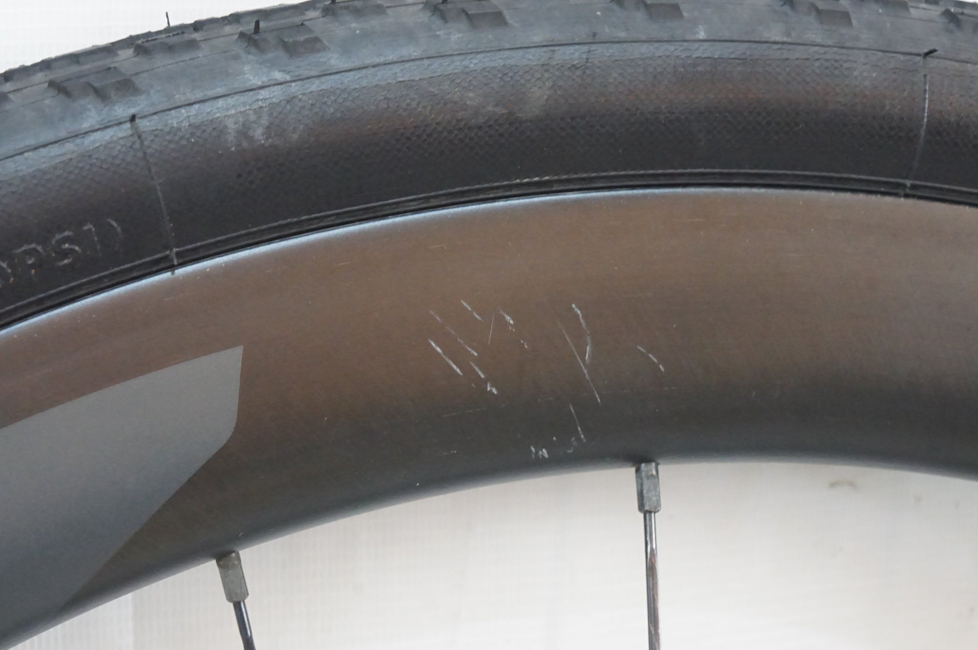 ZIPP 「ジップ」 303S TUBELESS DISC シマノ11S ホイールセット / バイチャリ浦和ベース