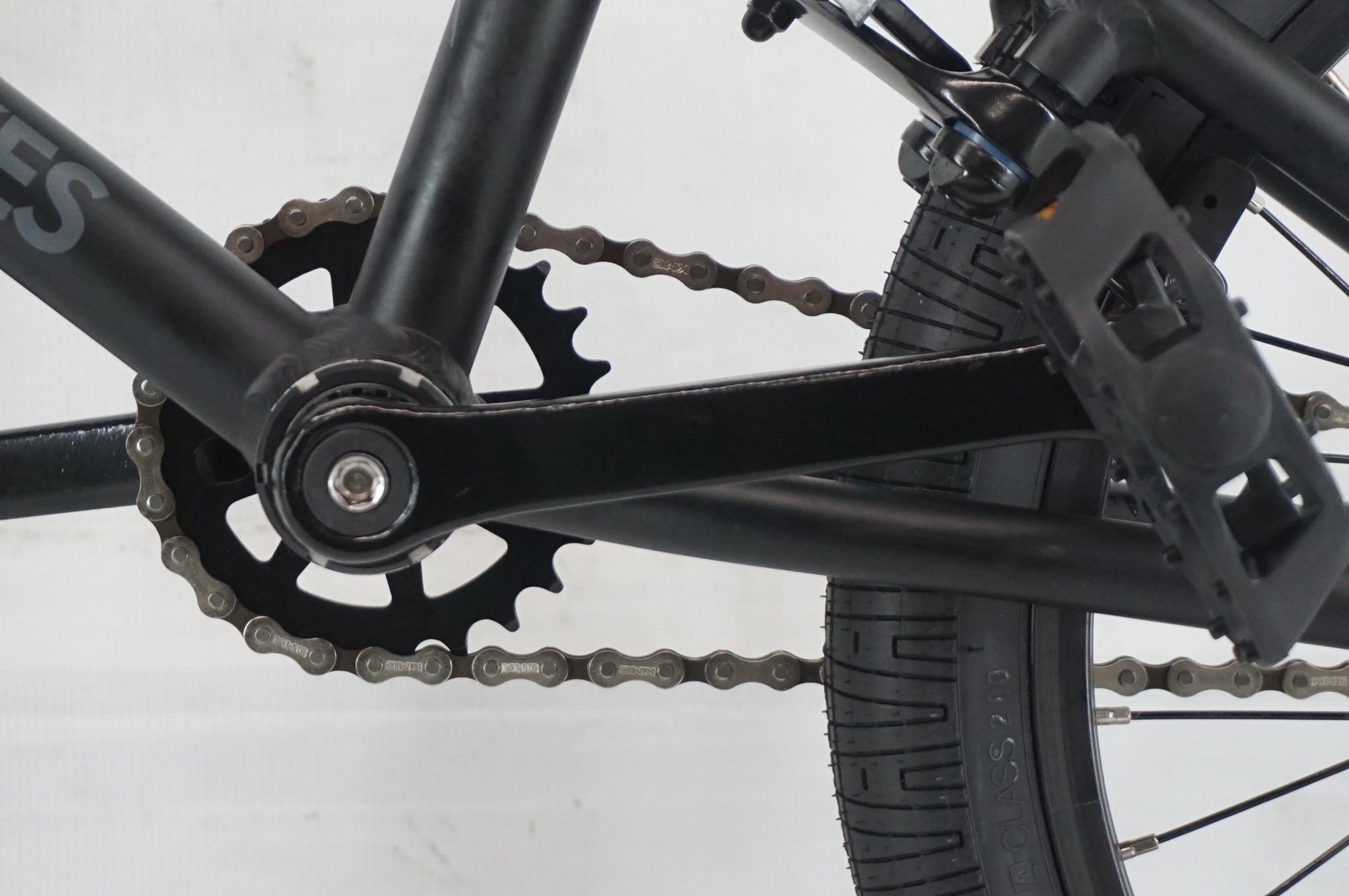 ARESBIKES 「アーレスバイク」 ADIT 2022年モデル キッズバイク / 阪急塚口店