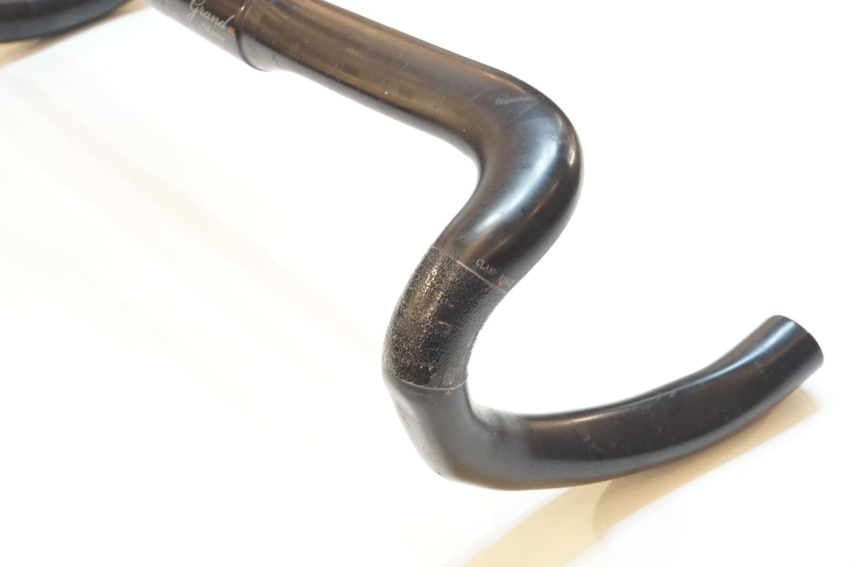 ONEBYESU 「ワンバイエス」 J-CARBON GRAND MONROE SL φ31.8 420mm ハンドル / 浦和ベース
