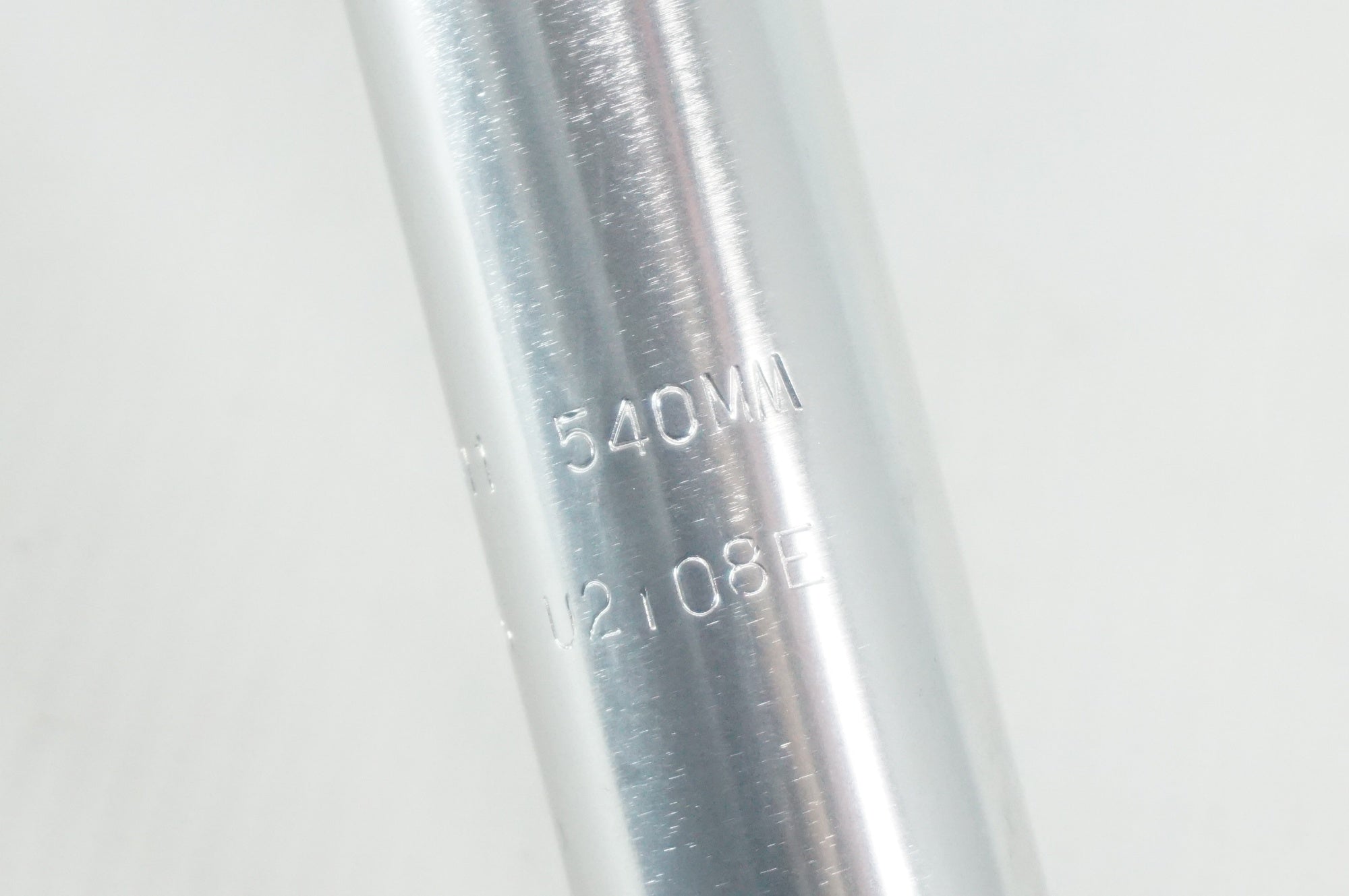 KALLOY 「カロイ」 AL-003 Φ31.8 540mm ハンドル / 阪急塚口店