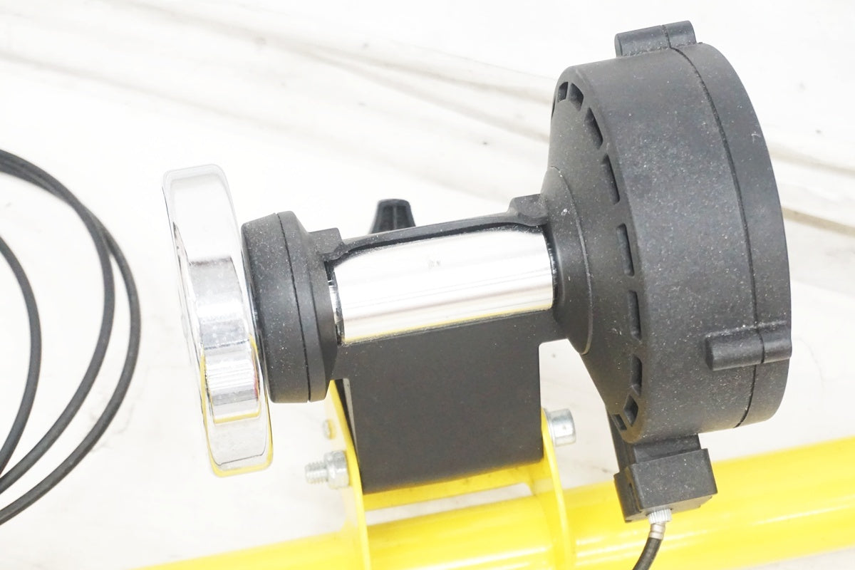 CXWXC 「シーエックスダブリューエックスシー」 MT-04 固定ローラー / 大阪美原北インター店