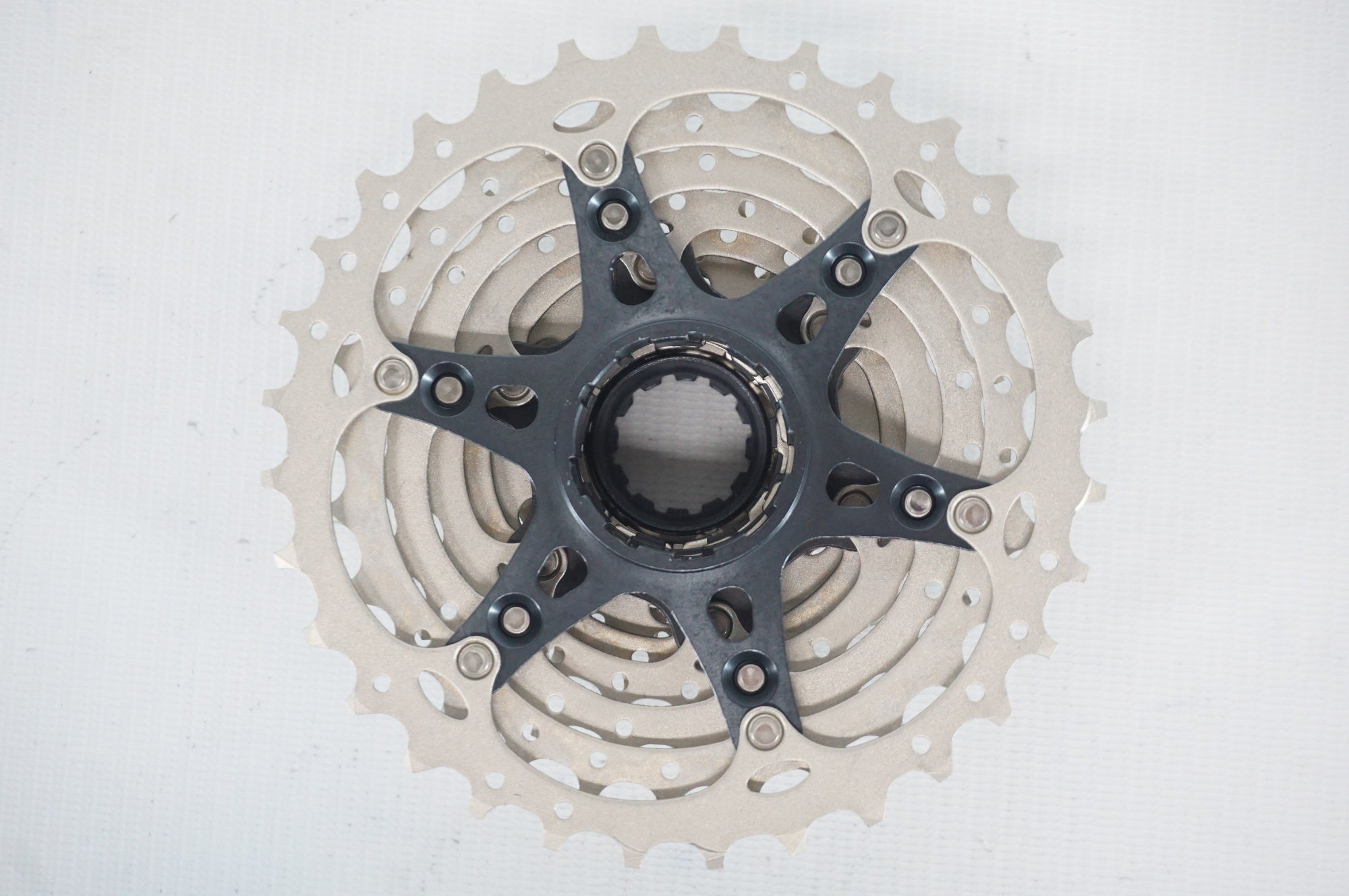 ULTEGRA CS-R8000 11-32T 中古 SHIMANO 「シマノ」 ULTEGRA CS-R8000 11-32T スプロケット / 阪急塚口