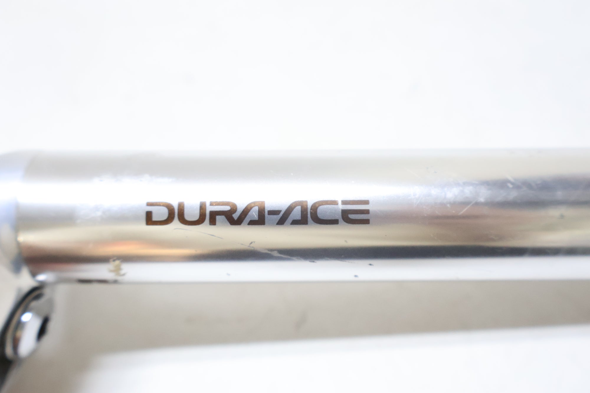 DURA-ACE 25周年記念シートポスト SP-7410アルミ軽量 1998年 SHIMANO 「シマノ」 DURA-ACE SP-7410 NJS Φ27.2mm 約215mm シート