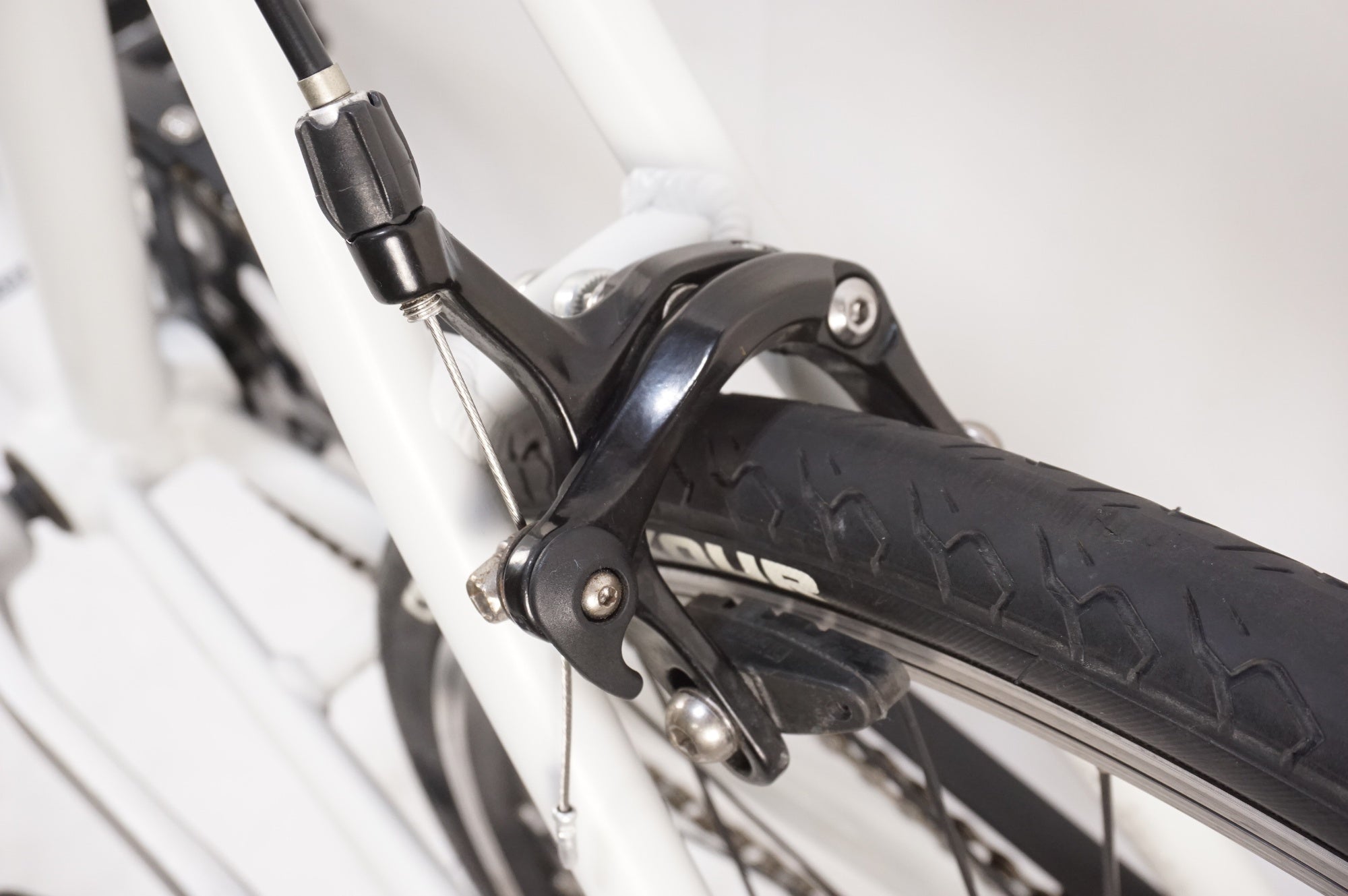 LOUIS GARNEAU 「ルイガノ」 EASEL SS 2023年モデル 20インチ ミニベロ / 中目黒店