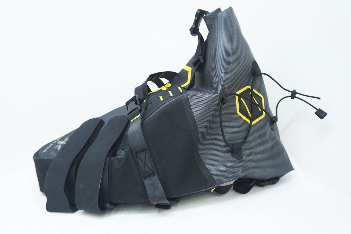 APIDURA サドルバッグ　ミディアム　週末値下げ APIDURA 「アピデュラ」 サドルバッグ / 大阪美原北インター店