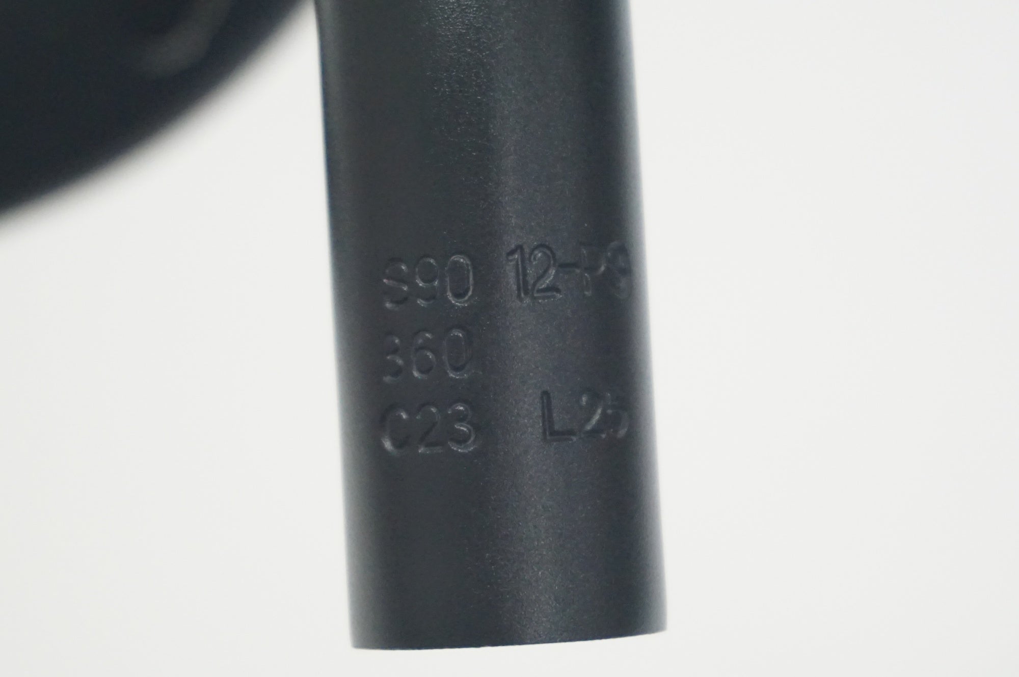 SHIMANO 「シマノ」 PRO VIBE AERO PURSUIT φ31.8 360mm ハンドル