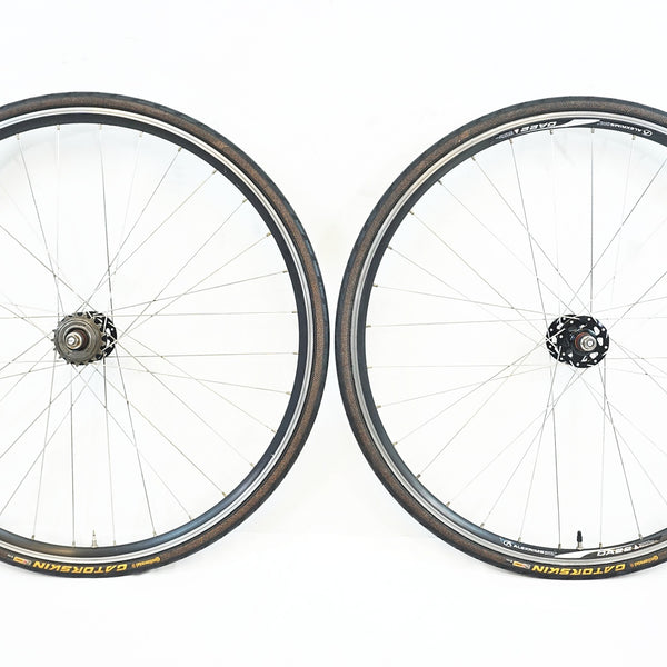 DT SWISSピスト クリンチャータイヤ用ホイールセット DT SWISSピスト クリンチャータイヤ用ホイールセット DT SWISS