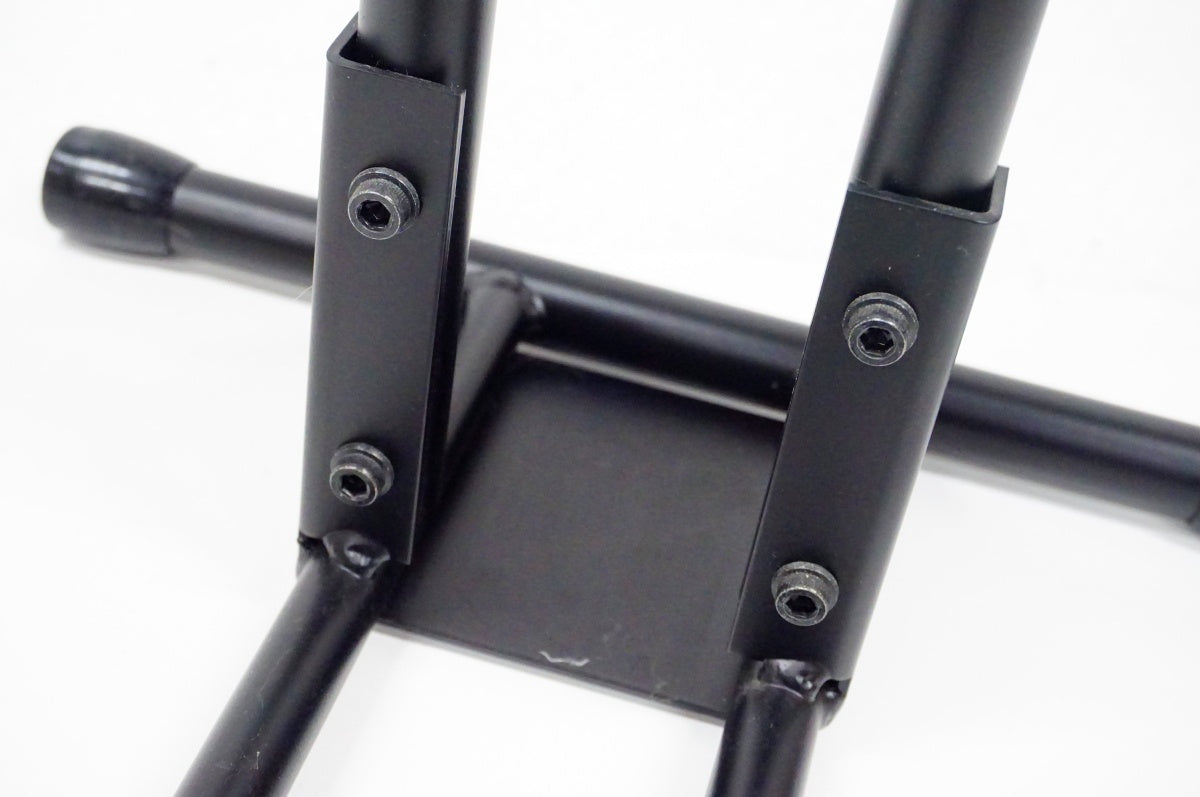 IWA 「イワ」 A01V ディスプレイスタンド / 名古屋大須店