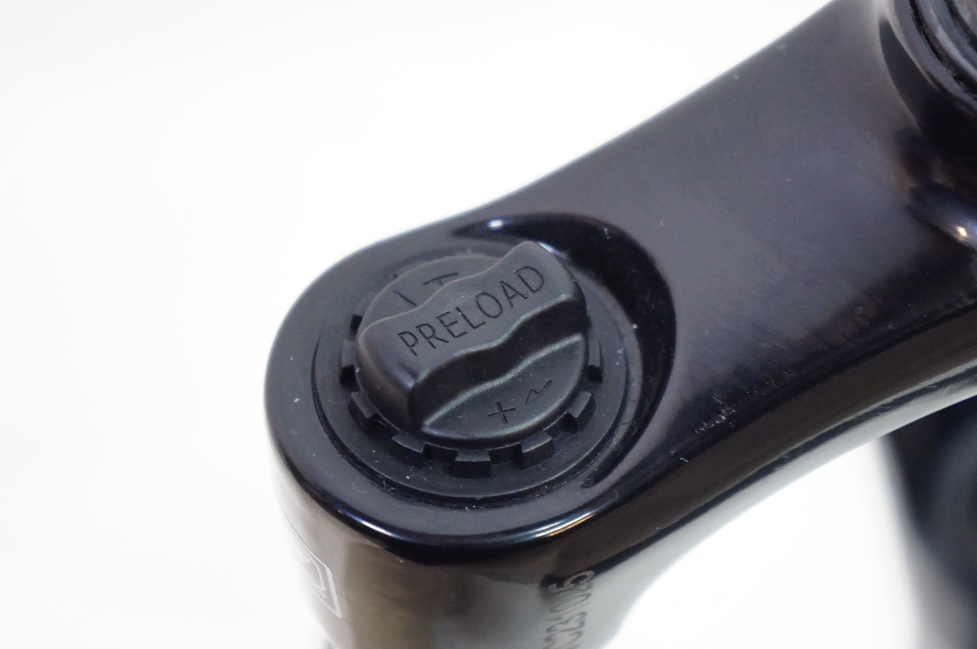 SR SUNTOUR 「エスアールサンツアー」 XCM34 BOOST 29インチ サスペンションフォーク / 熊谷本店