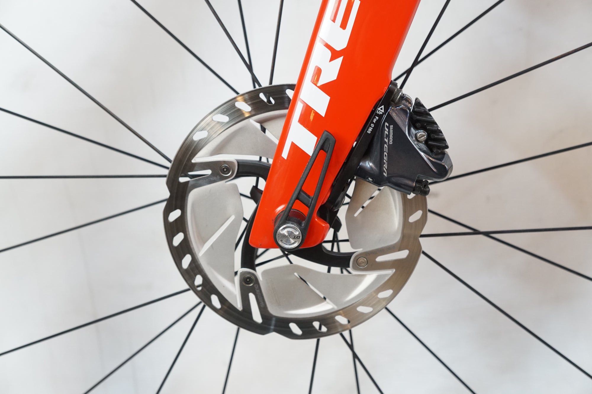 TREK 「トレック」 MADONE SLR7 DISC 2019年モデル ロードバイク / バイチャリ浦和ベース