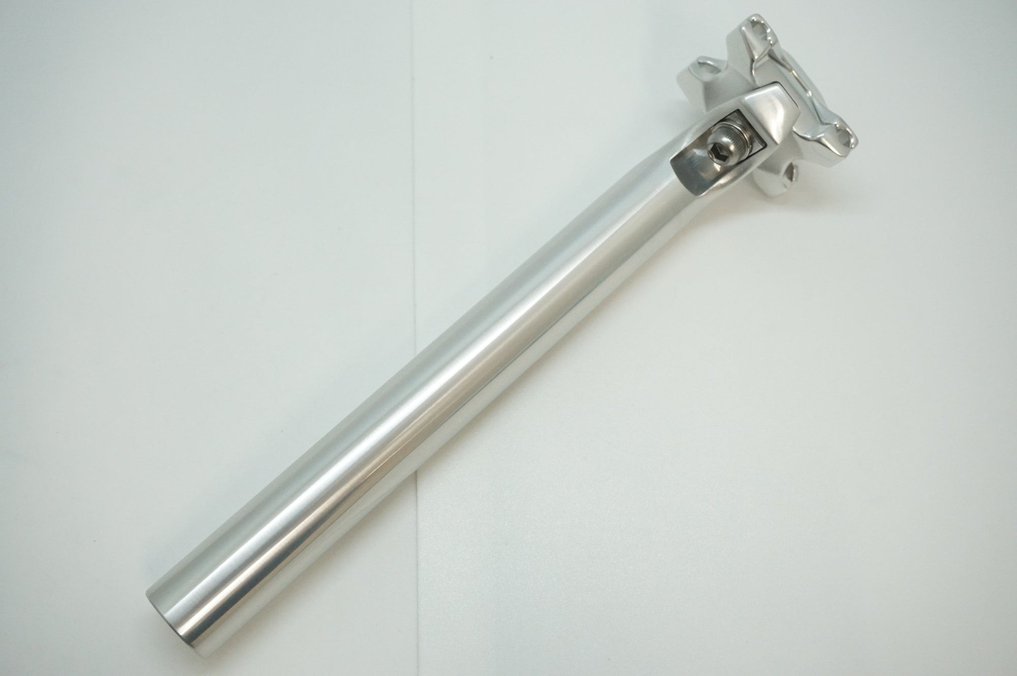 NITTO 「ニットー」 S65 φ27.0 250mm シートポスト / 福岡店