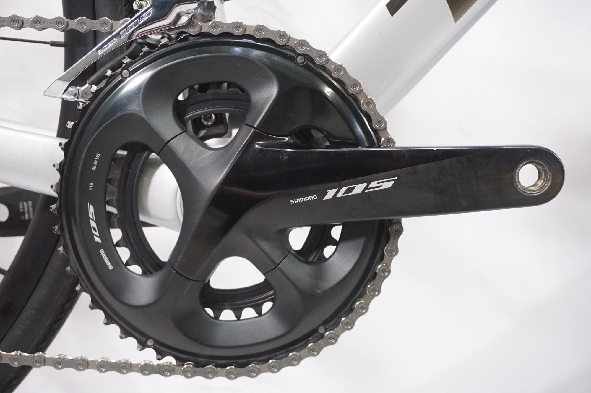 TREK 「トレック」 EMONDA SL5 DISC 2021年モデル ロードバイク / AKIBA店