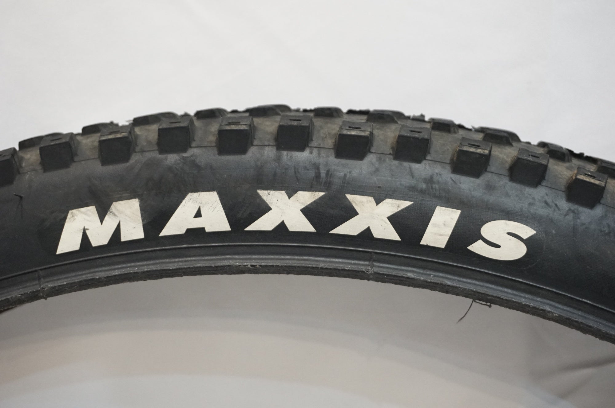 MAXXIS 「マキシス」 MINION DHF 29x2.5 / DISSECTOR：29×2.4 タイヤセット / 世田谷店