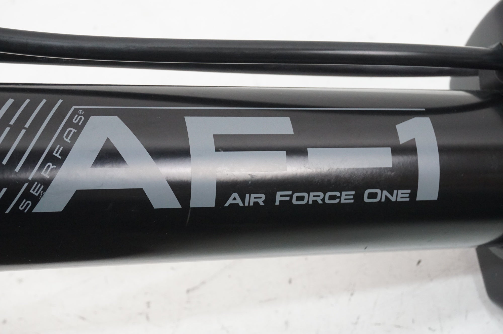 SERFAS 「サーファス」 AF-1 エアフォースワンチューブレスエアキャニスター / 大宮店
