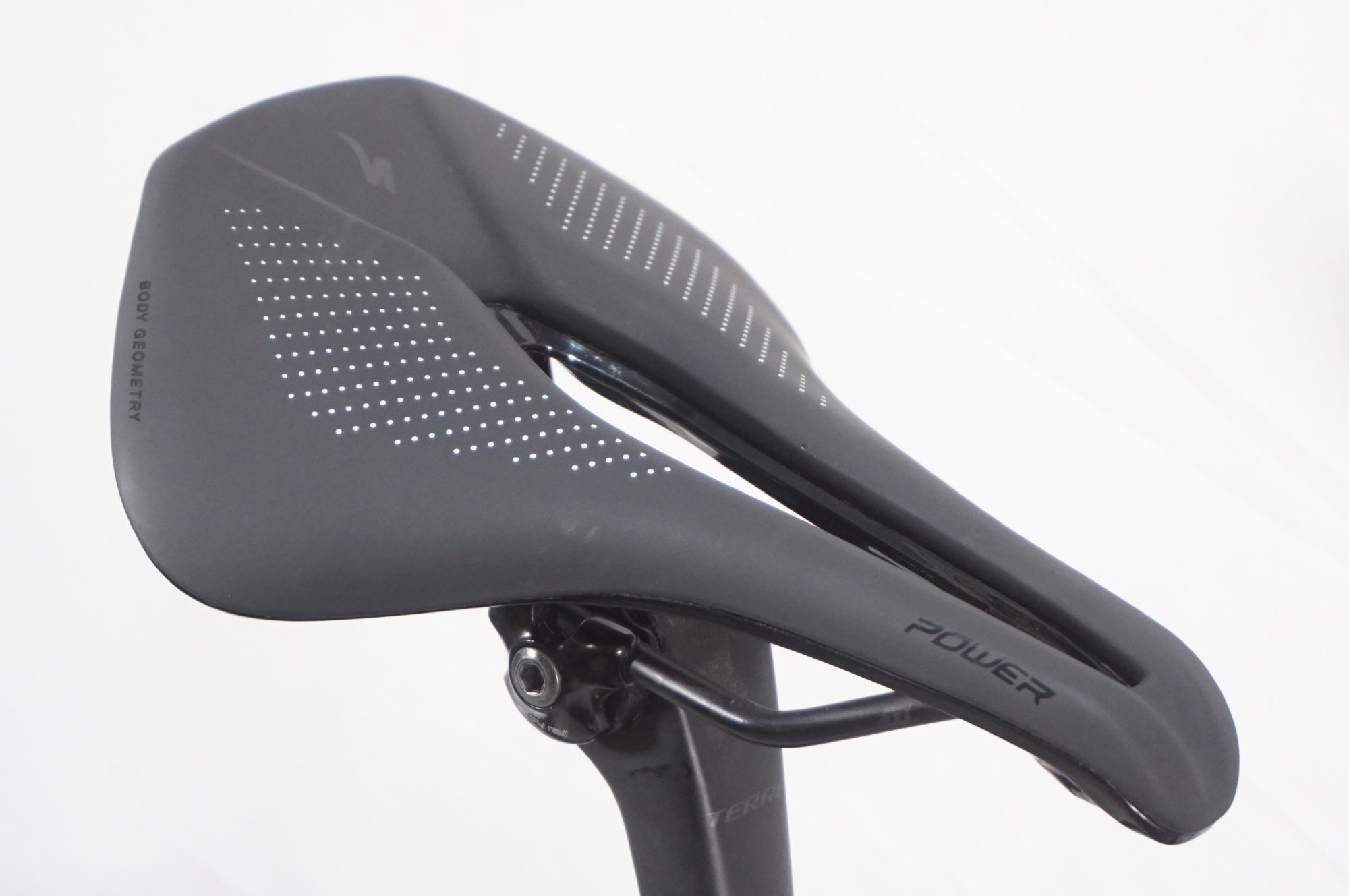 SPECIALIZED 「スペシャライズド」 DIVERGE EXPERT CARBON 2021年モデル グラベルロード / AKIBA店