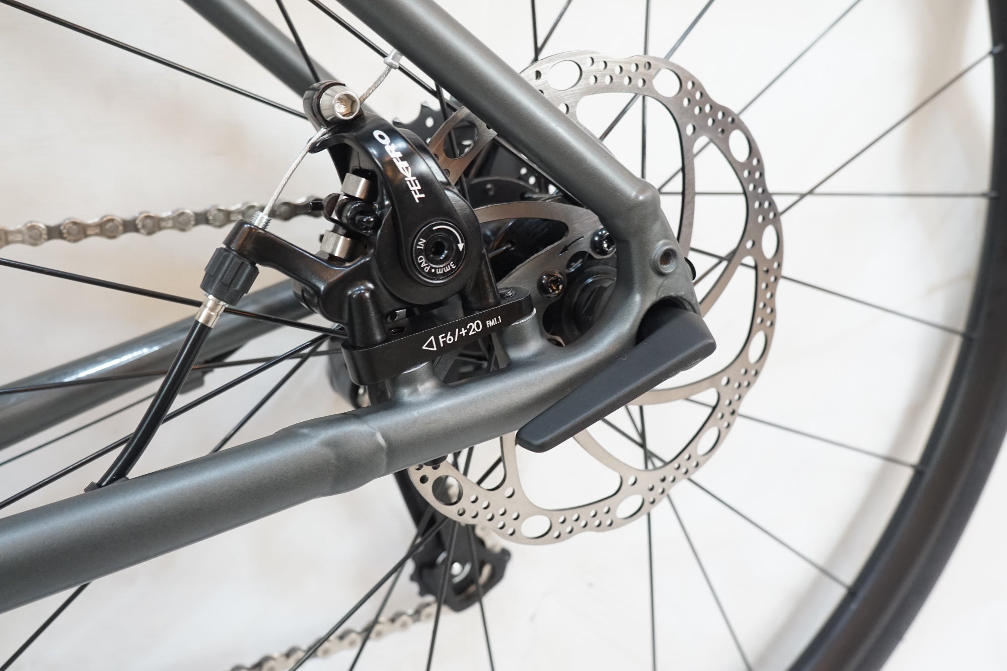 TREK 「トレック」 DOMANE AL2 DISC GEN4 2024年モデル ロードバイク / バイチャリ浦和ベース