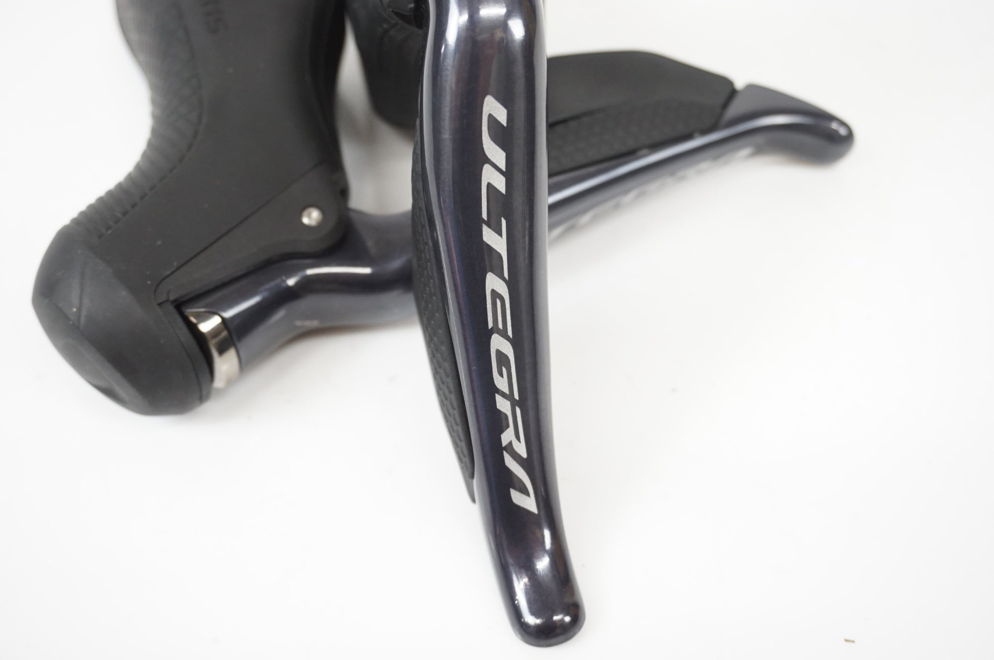 SHIMANO 「シマノ」 ULTEGRA Di2 ST-R8070 デュアルコントロールレバ- / 大宮店