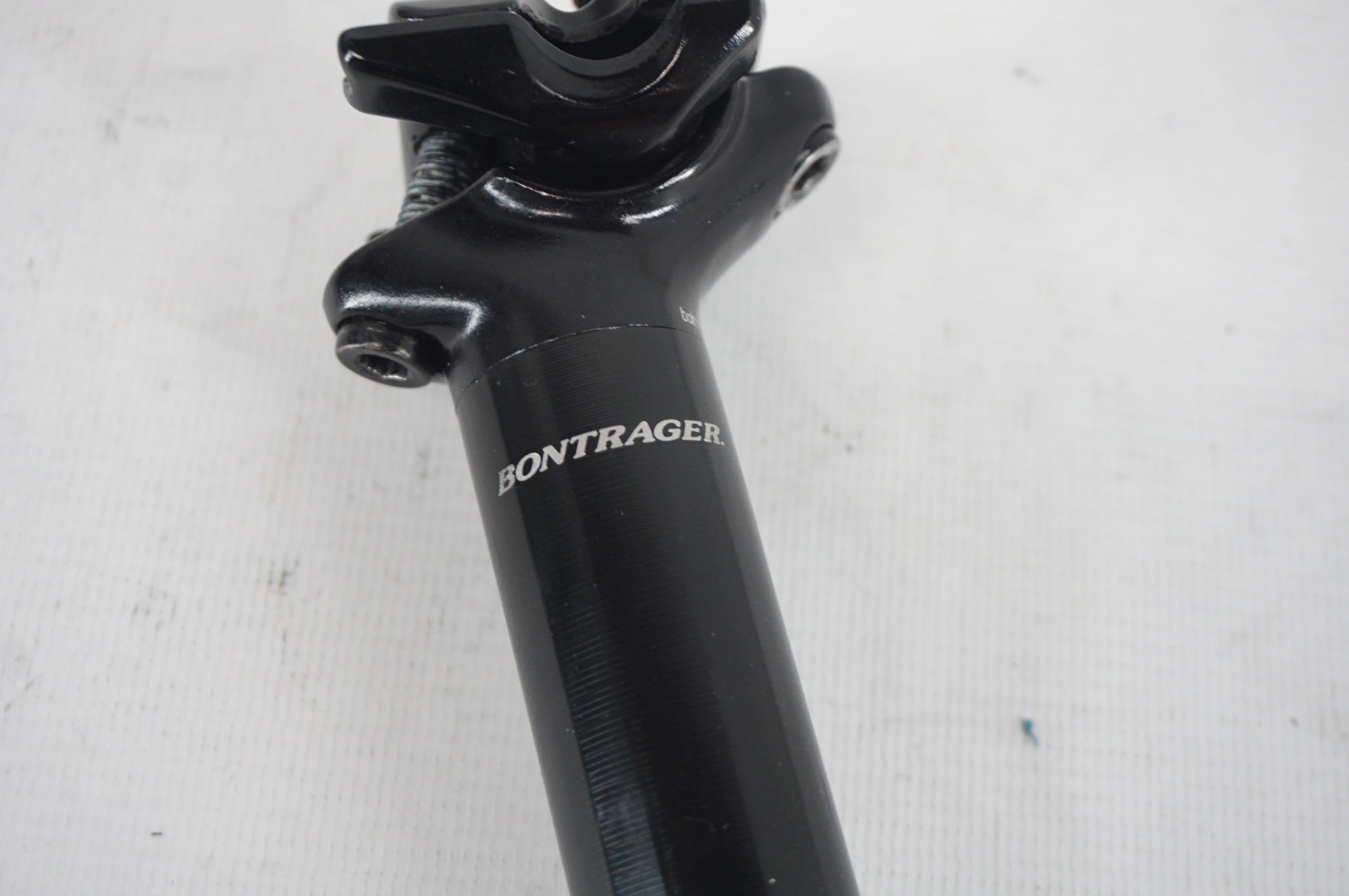 BONTRAGER 「ボントレガー」 Φ27.2 330mm シートポスト / 阪急塚口店