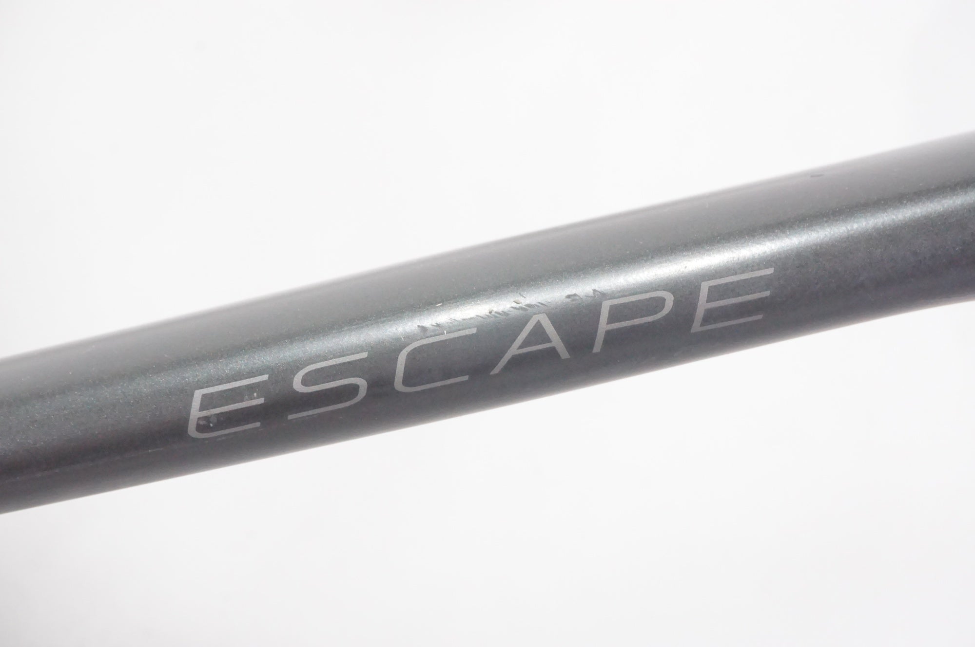 GIANT 「ジャイアント」 ESCAPE R DISC 2021年モデル クロスバイク / AKIBA店