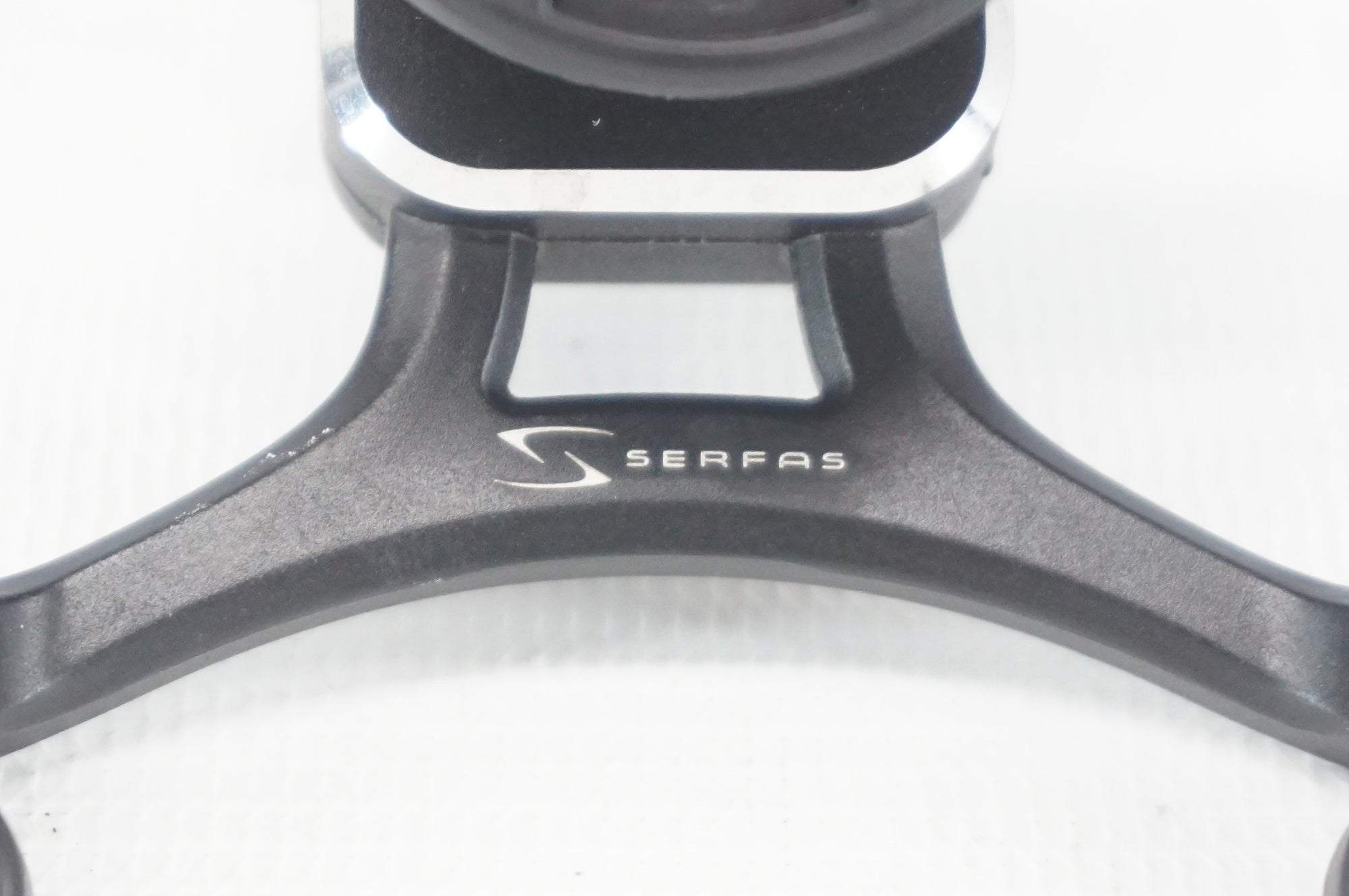 SERFAS 「サーファス」 PH-3 GARMIN マウント / 阪急塚口店