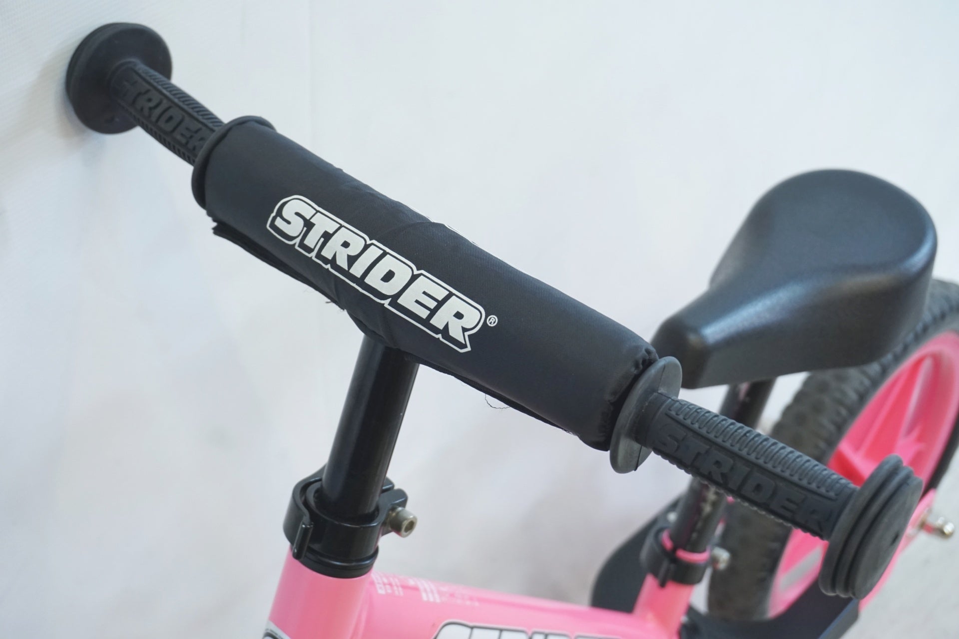 【未使用】STRIDER 12x SPORT ブラック ストライダー キッズ STRIDER 「ストライダー」 SPORT12 2020年モデル キッズバイク / 有明