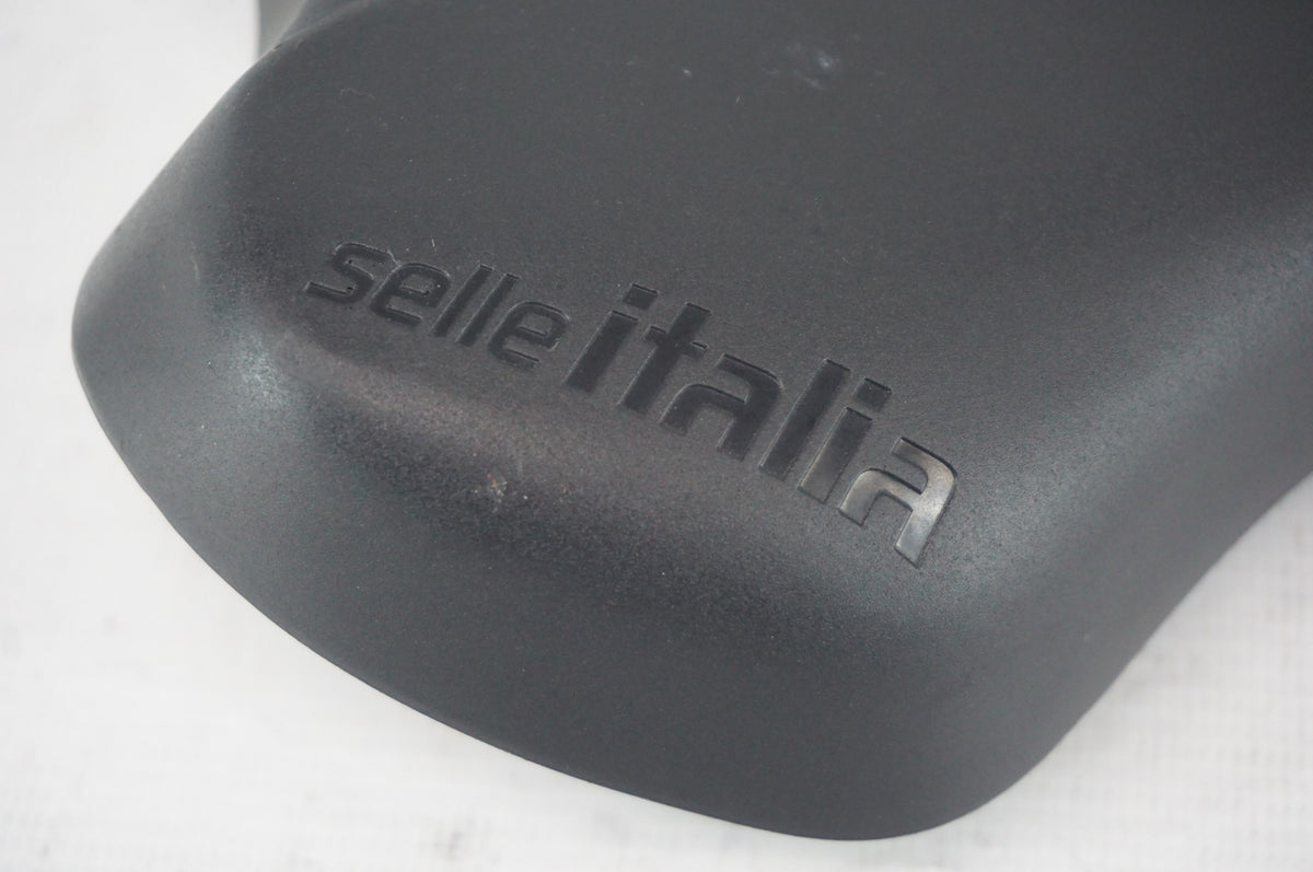 SELLE ITALIA 「セライタリア」 X-BASE サドル / 阪急塚口店