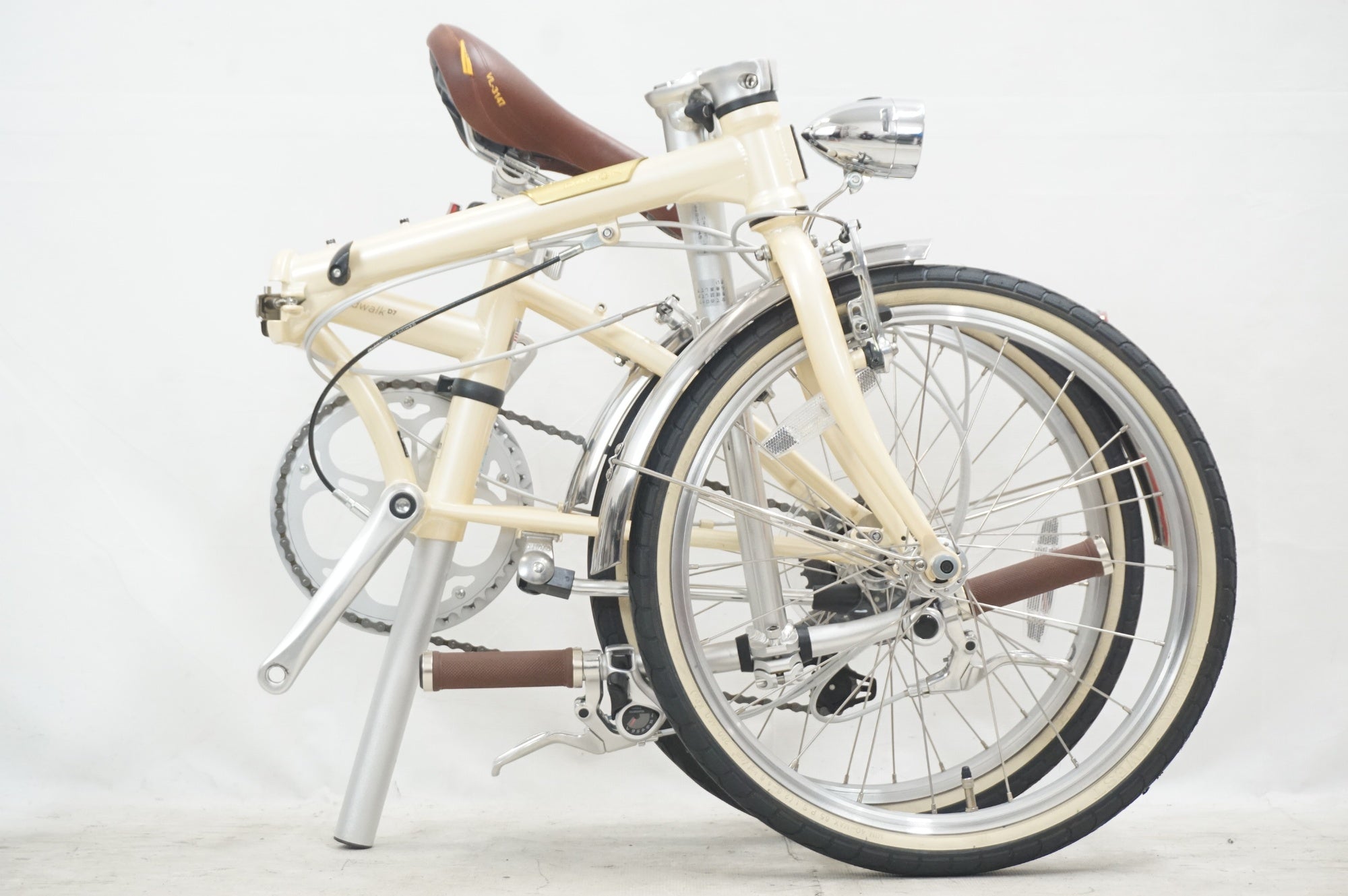 DAHON 「ダホン」 BOARDWALK D7 2023年モデル 20インチ 折り畳み自転車 / 福岡店