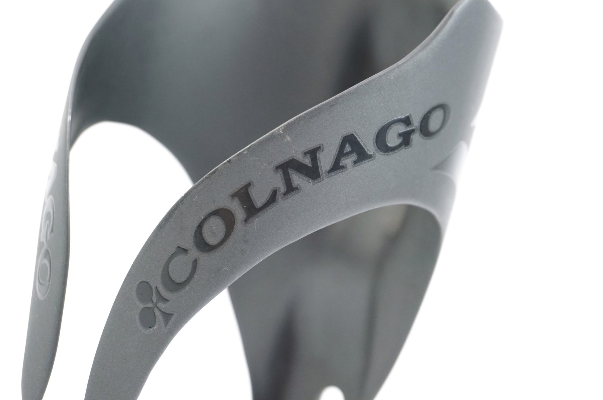 【ほぼ新品】COLNAGO純正カーボン製ボトルケージ 34g（2個セット） COLNAGO 「コルナゴ」 カーボンボトルケージ / 中目黒店