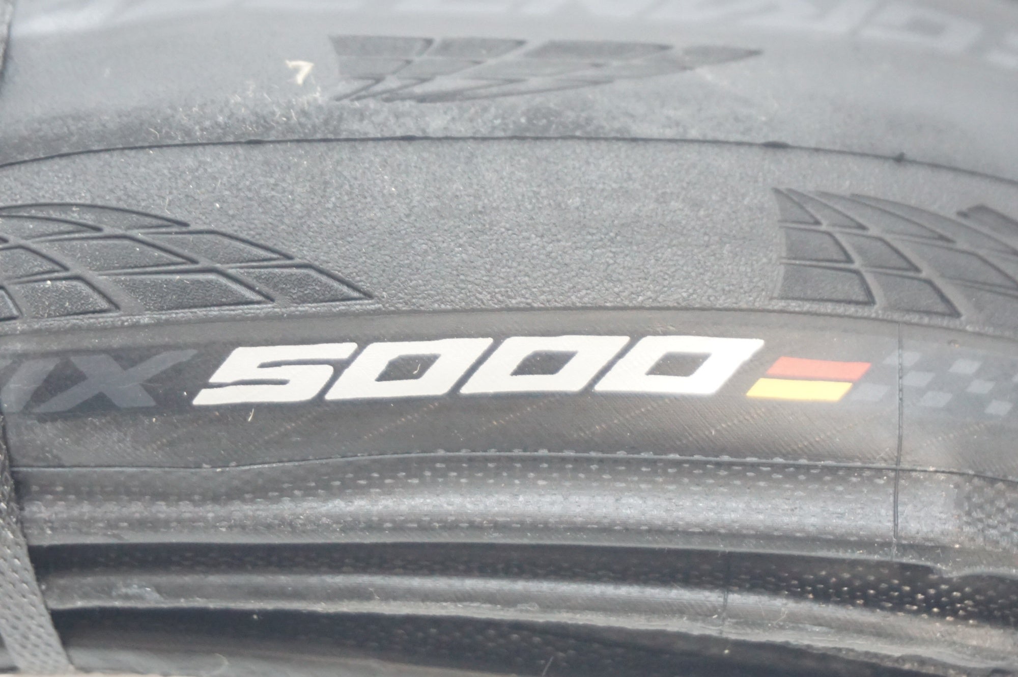 CONTINENTAL 「コンチネンタル」 GRAND PRIX 5000 700x25C タイヤ