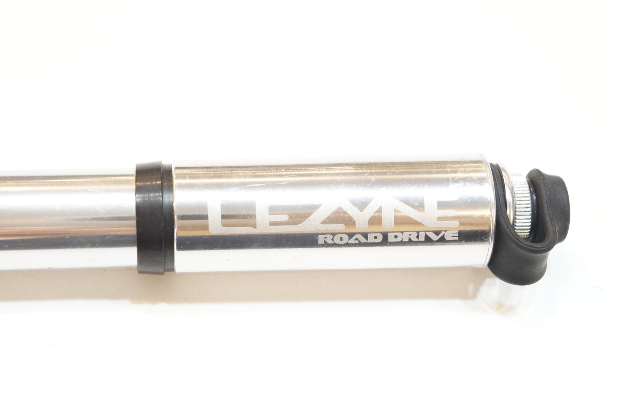 【新品未使用】LEZYNE Carbon Road Drive M 携帯ポンプ LEZYNE 「レザイン」 ROAD DRIVE 携帯ポンプ / 浦和ベース ｜ バイチャリ