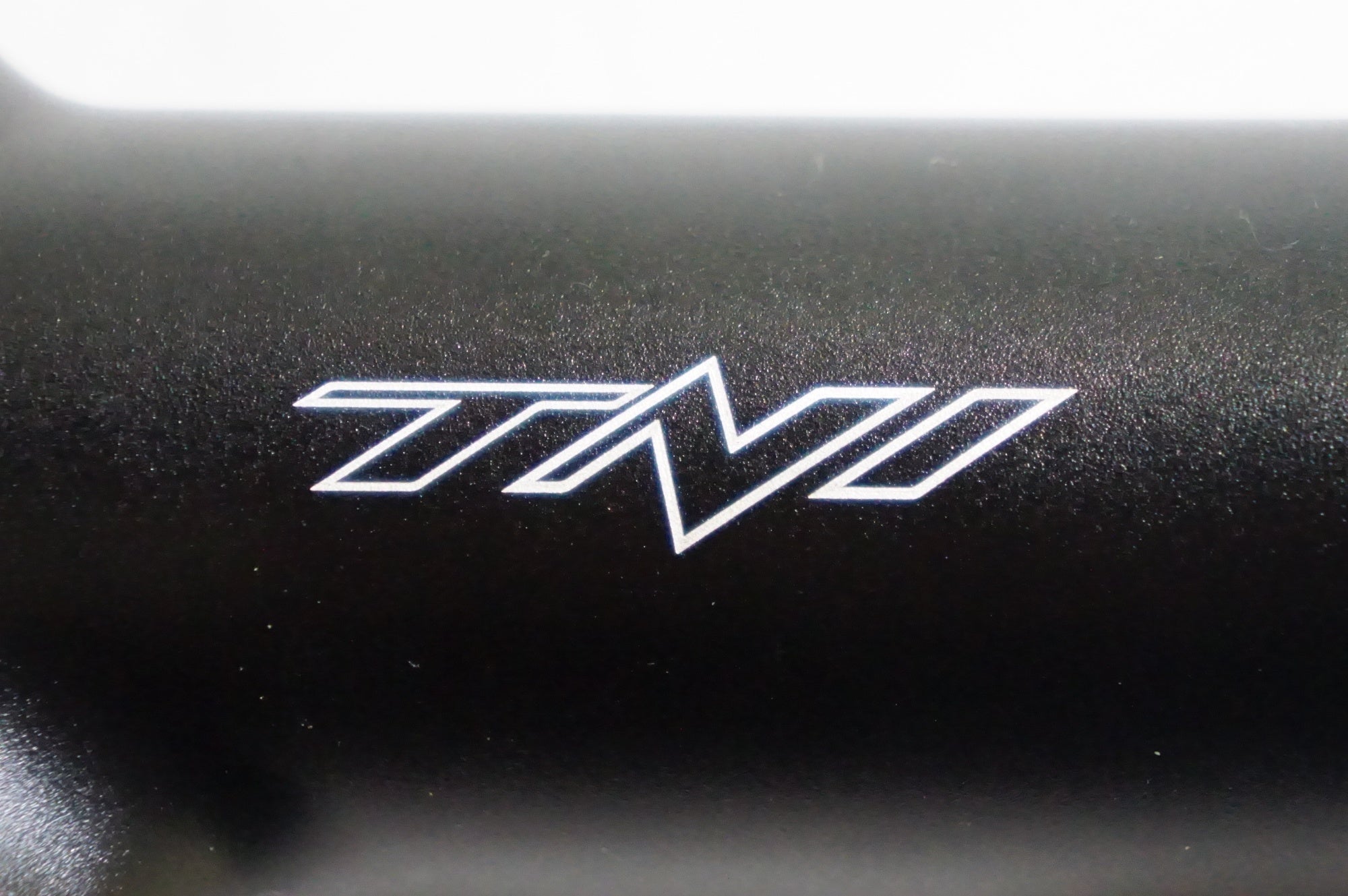 TNI 「ティーエヌアイ」 HELIUM 17 φ31.8 100mm ステム / 熊谷本店