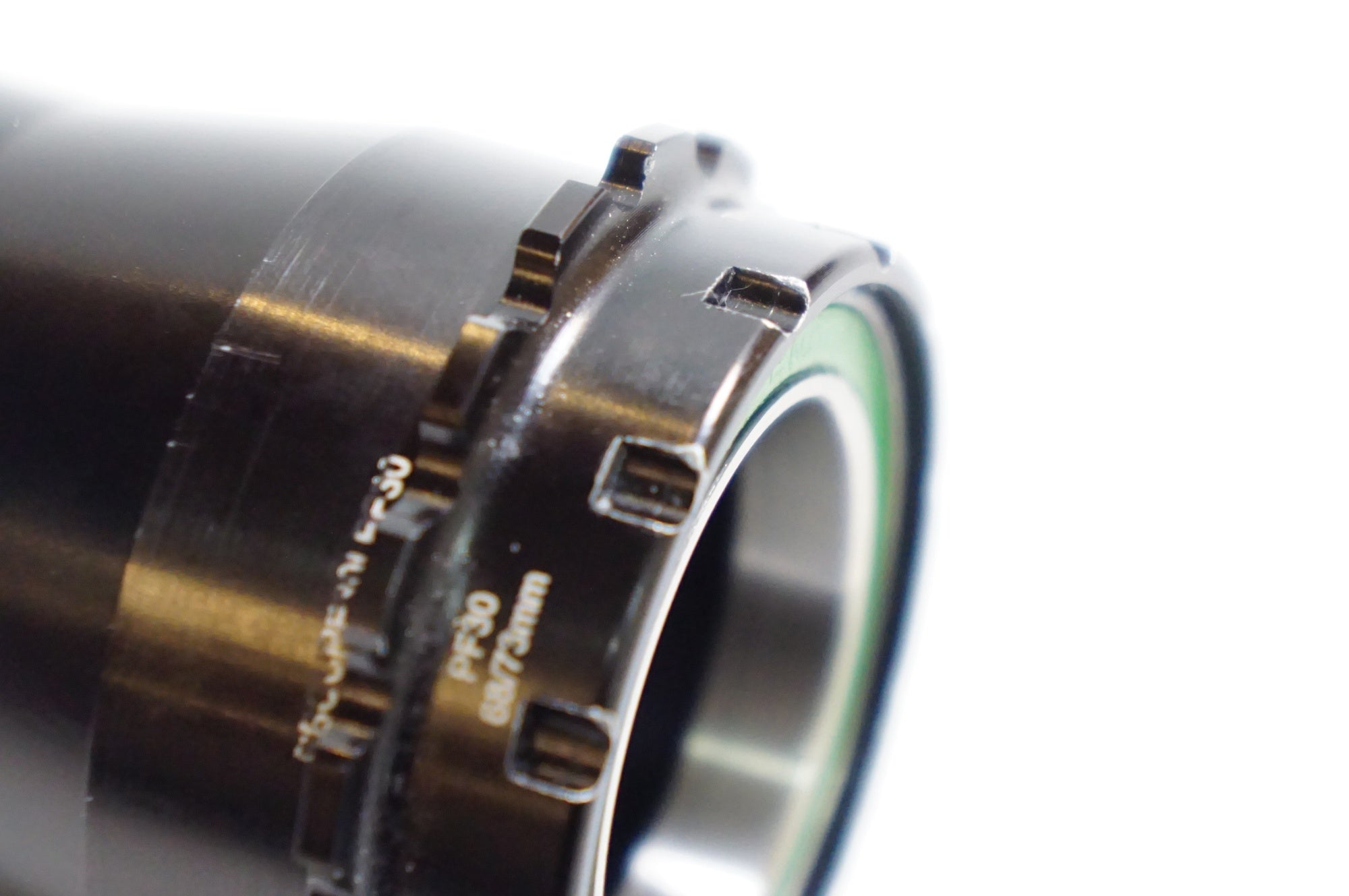 WHITE INDUSTRIES 「ホワイトインダストリーズ」 EXTERNAL PF30 BOTTOM BRACKET ボトムブラケット / 熊谷本店