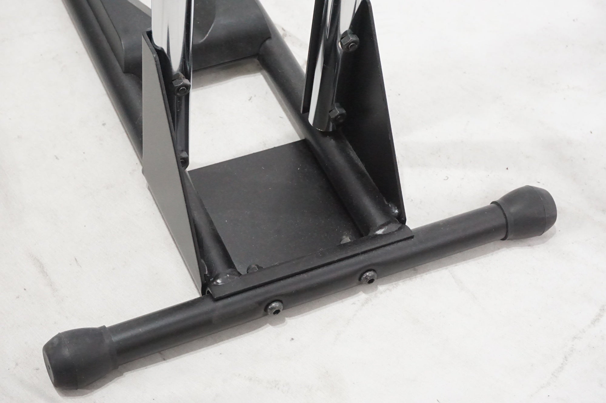 iWA 「アイダブルエー」 A01V SPECIAL ディスプレイスタンド / AKIBA店