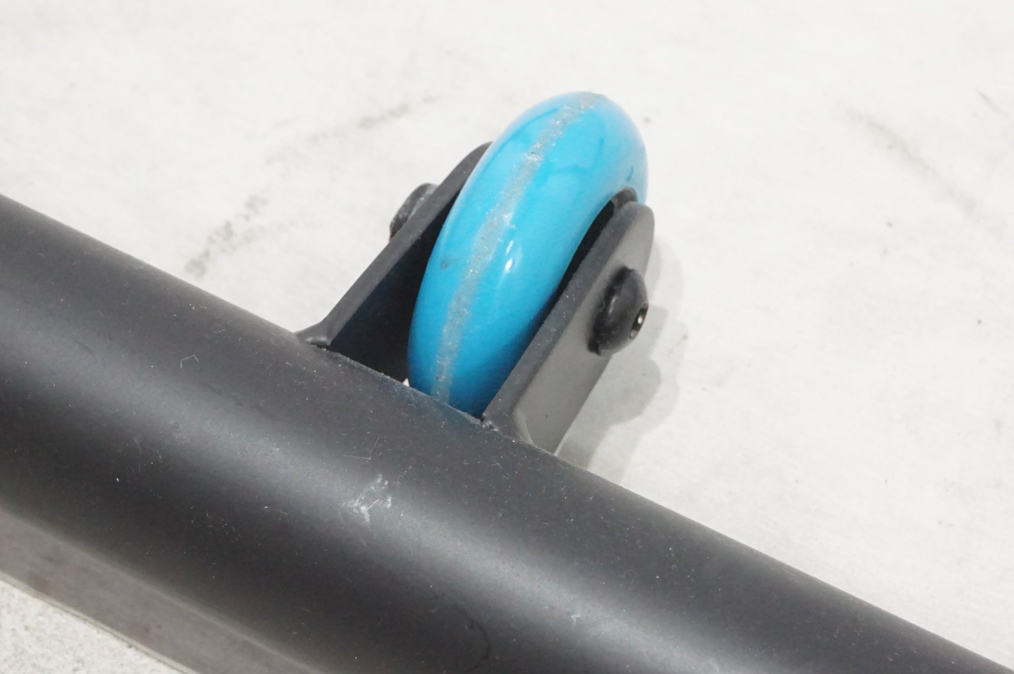 WAHOO 「ワフー」 KICKR DESK インドアサイクリングデスク / AKIBA店