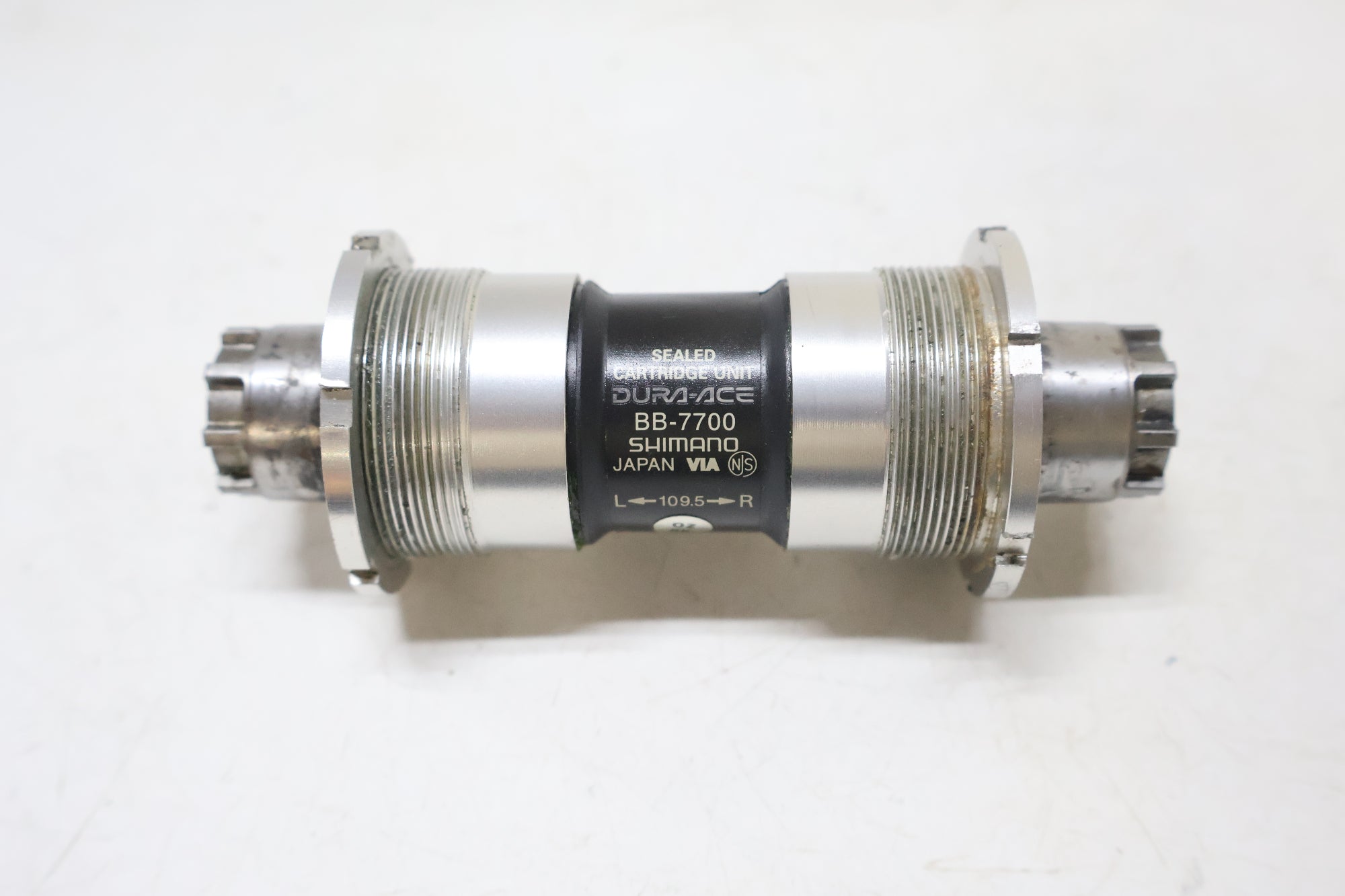 SHIMANO 「シマノ」 DURA-ACE NJS BB-7700 ボトムブラケット / 高知店