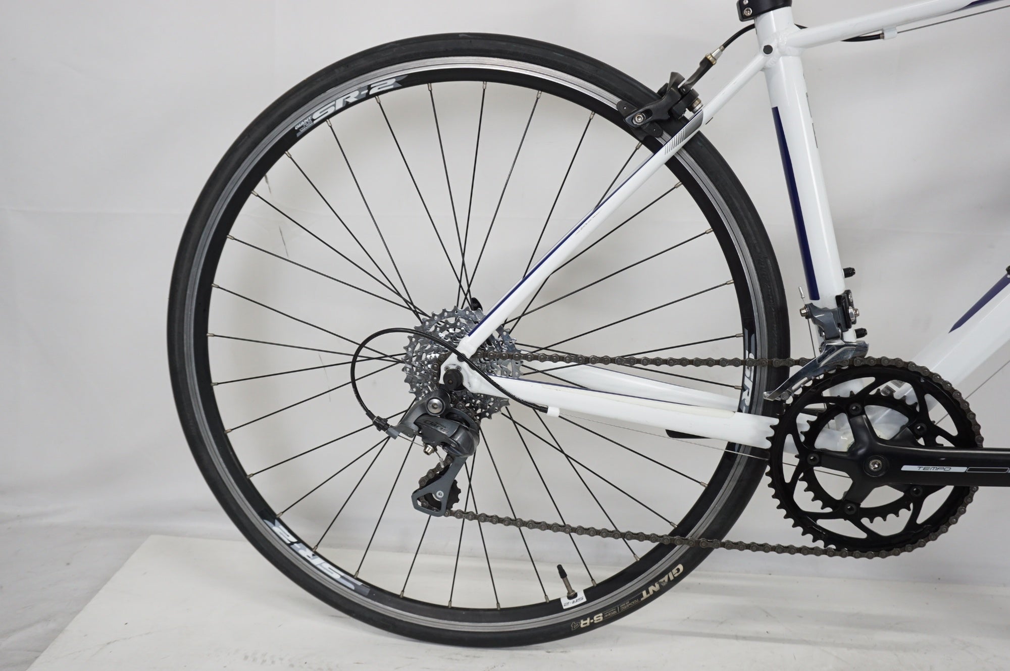 GIANT 「ジャイアント」 DEFY4 2015年モデル ロードバイク / 大宮店