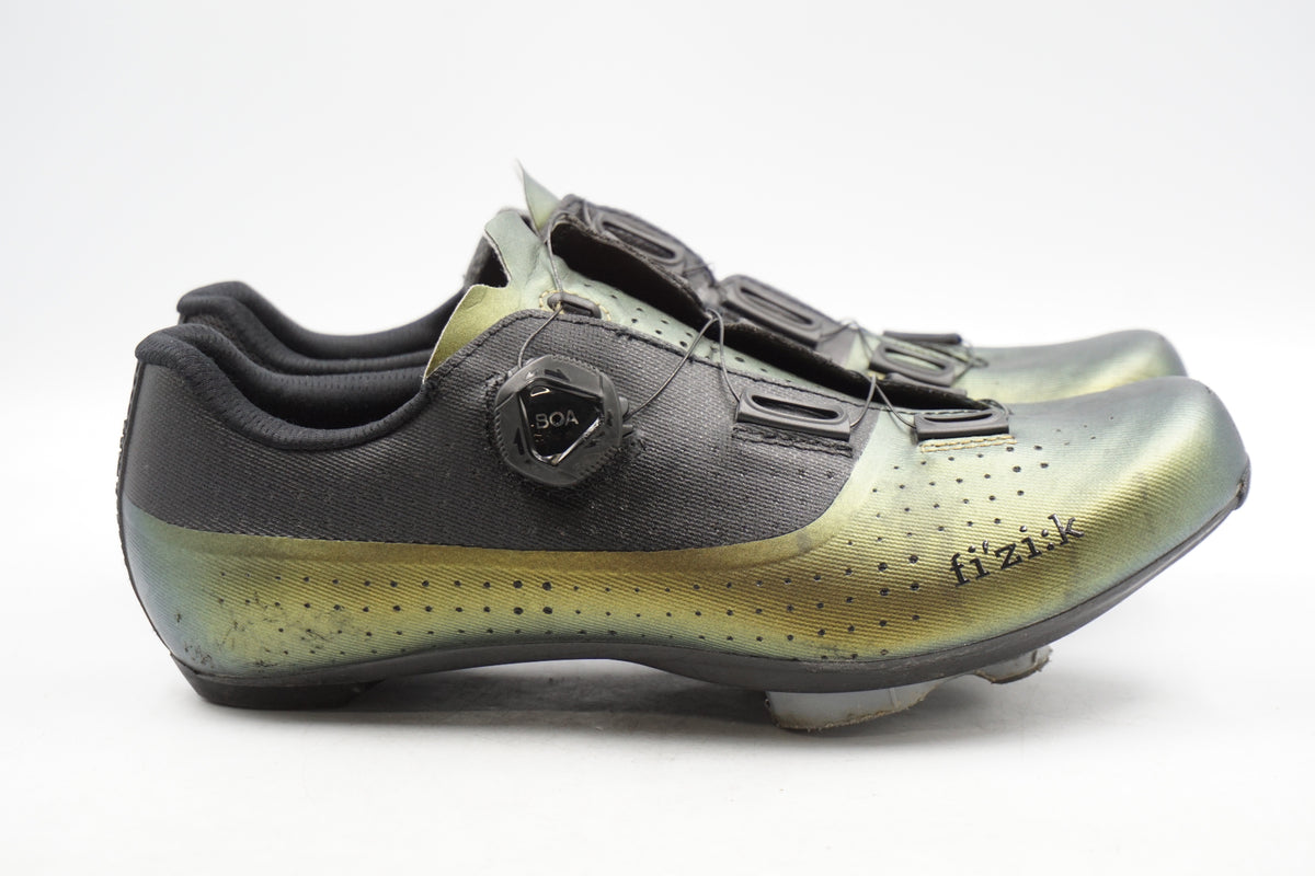 FIZIK 「フィジーク」 TEMPO OVERCURVE R4 IRIDESCENT 25.7cm シューズ / 奈良店