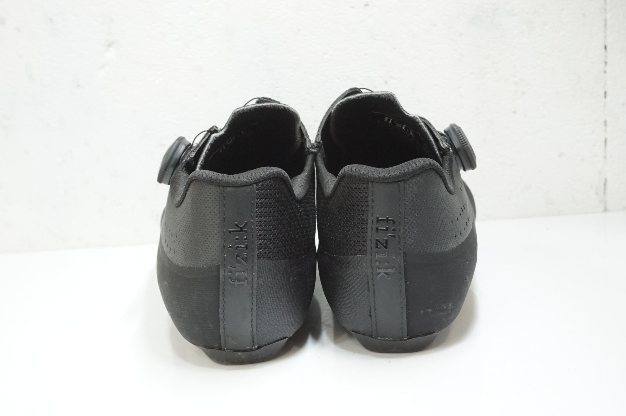 FIZIK 「フィジーク」 TEMPO OVERCURVE R4 EU44サイズ シューズ / 大宮店