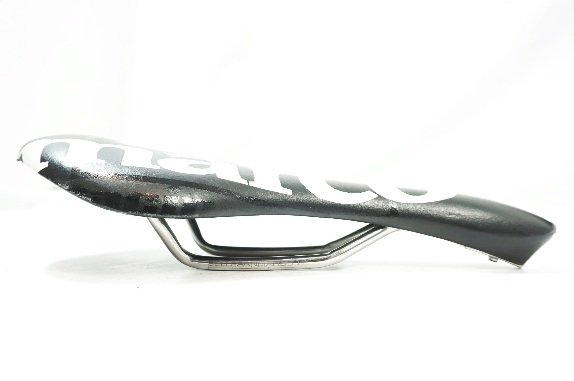 sanmarco サドル　新品未使用 SELLE SAN MARCO 「セラサンマルコ」 RACING TEAM サドル