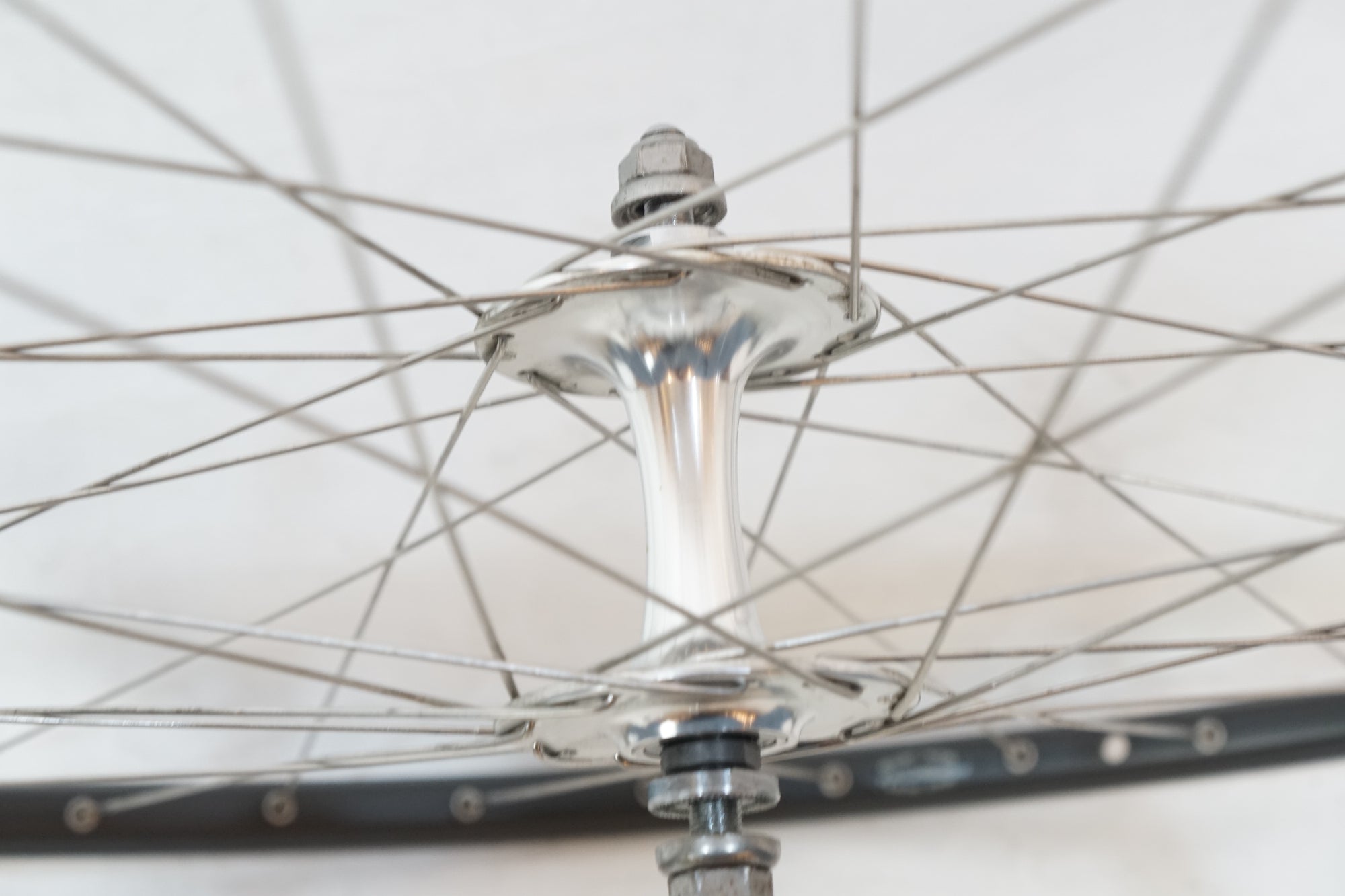 AMBROSIO 「アンブロッシオ」 GRAN COMPE ホイールセット / バイチャリ浦和ベース