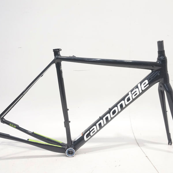 今ならほぼ即納！ CANNONDALE 「キャノンデール」 CAAD12 2019年モデル フレーム 自転車本体