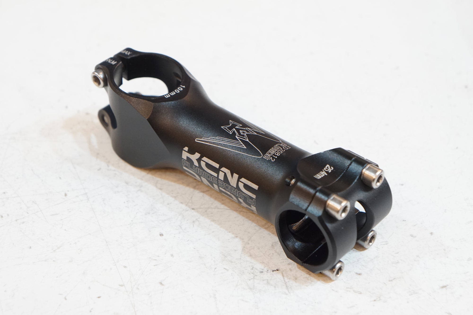 KCNC 「ケーシーエヌシー」 FRYRIDE φ25.4 100mm ステム / バイチャリ浦和ベース