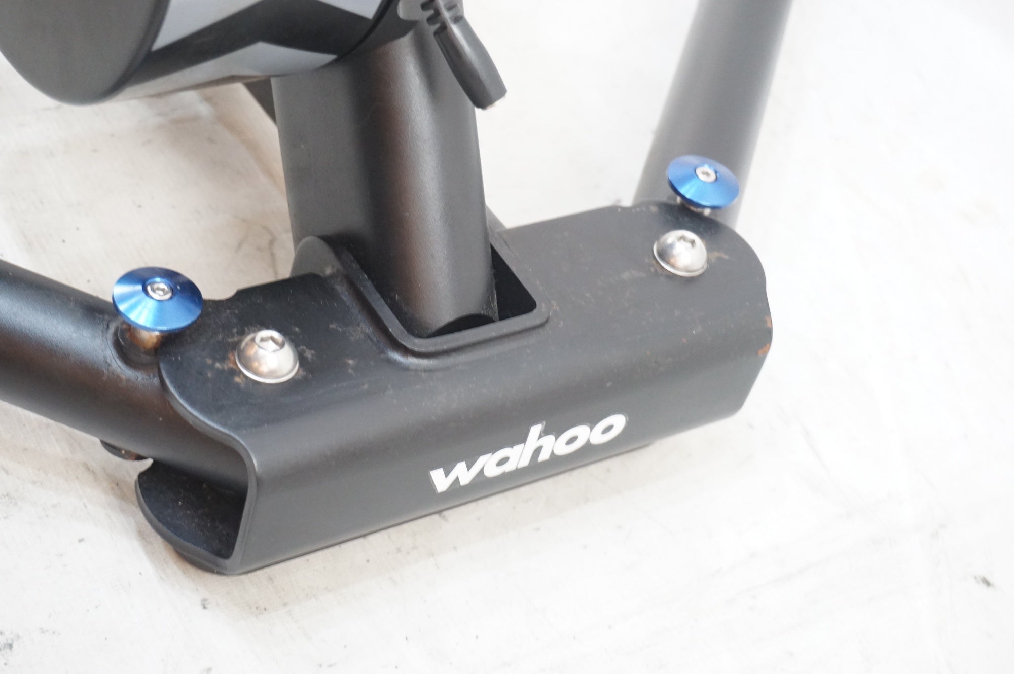 WAHOO 「ワフー」 KICKER WF113 スマートトレーナー / 浦和ベース
