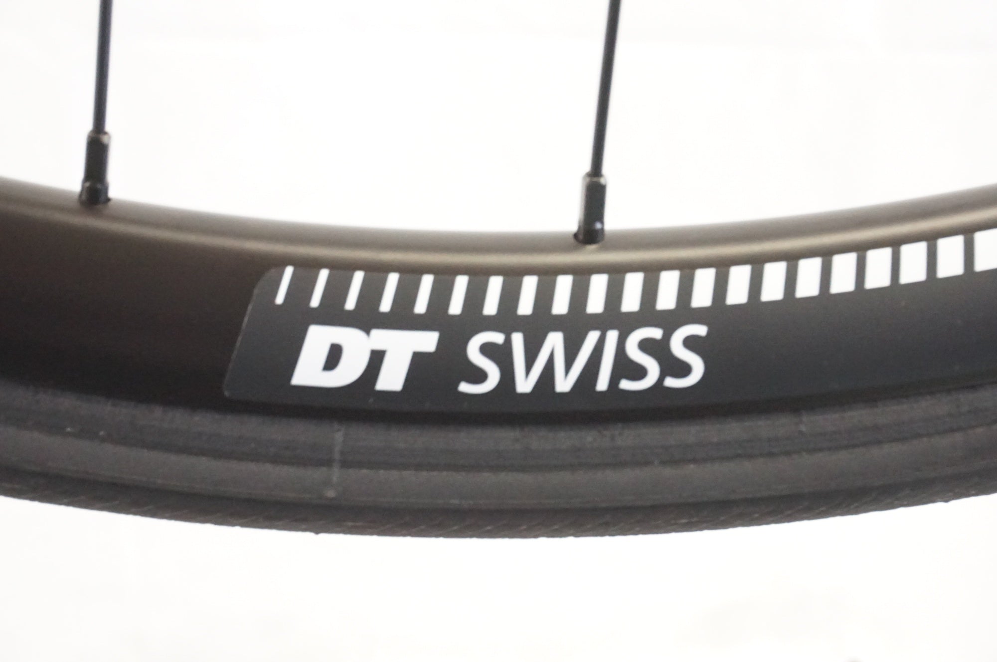 DT SWISS 「ディーティースイス」 R470 DB シマノ 11速 ホイール