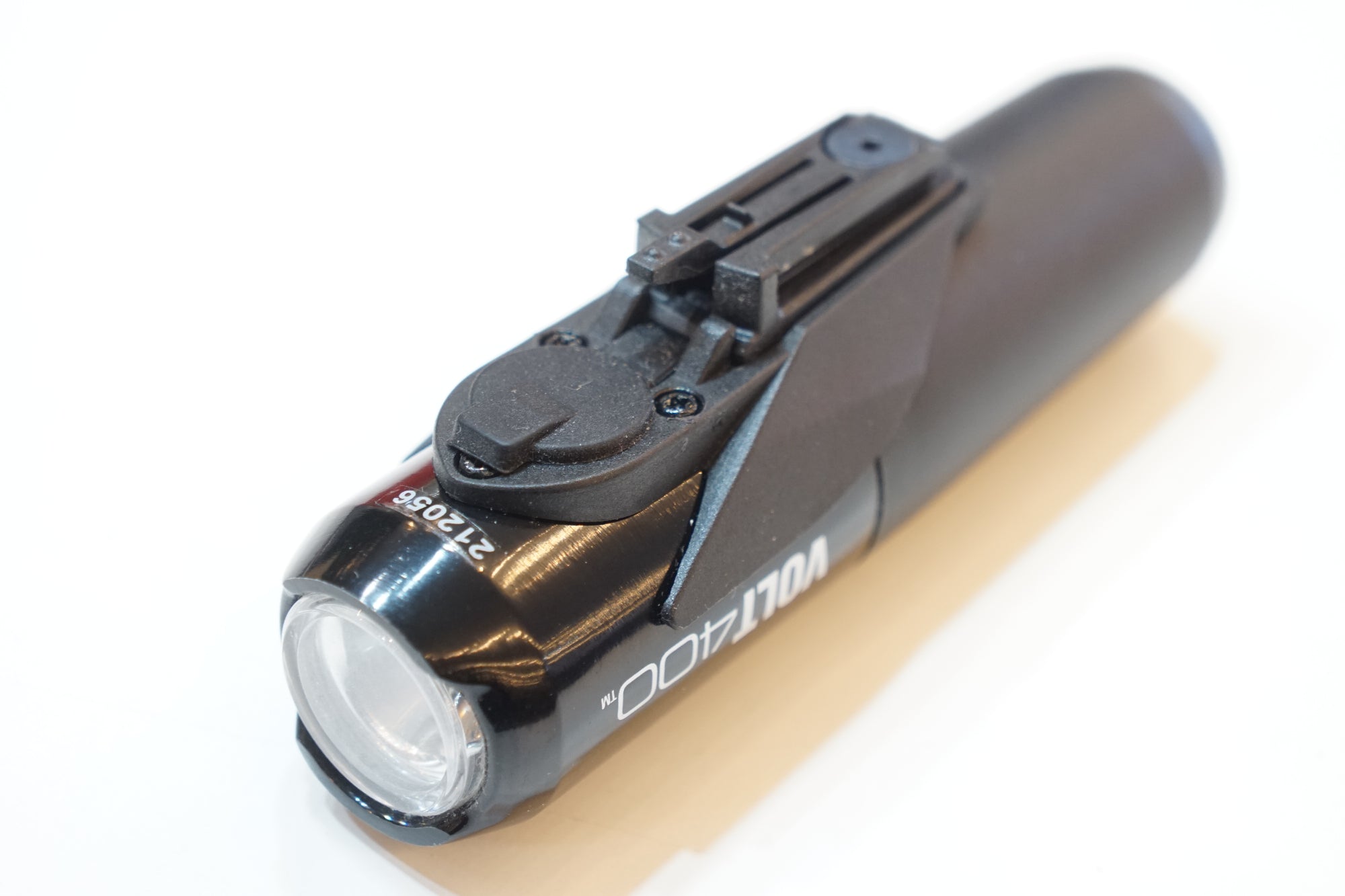 CATEYE 「キャットアイ」 VOLT400 フロントライト / バイチャリ浦和ベース