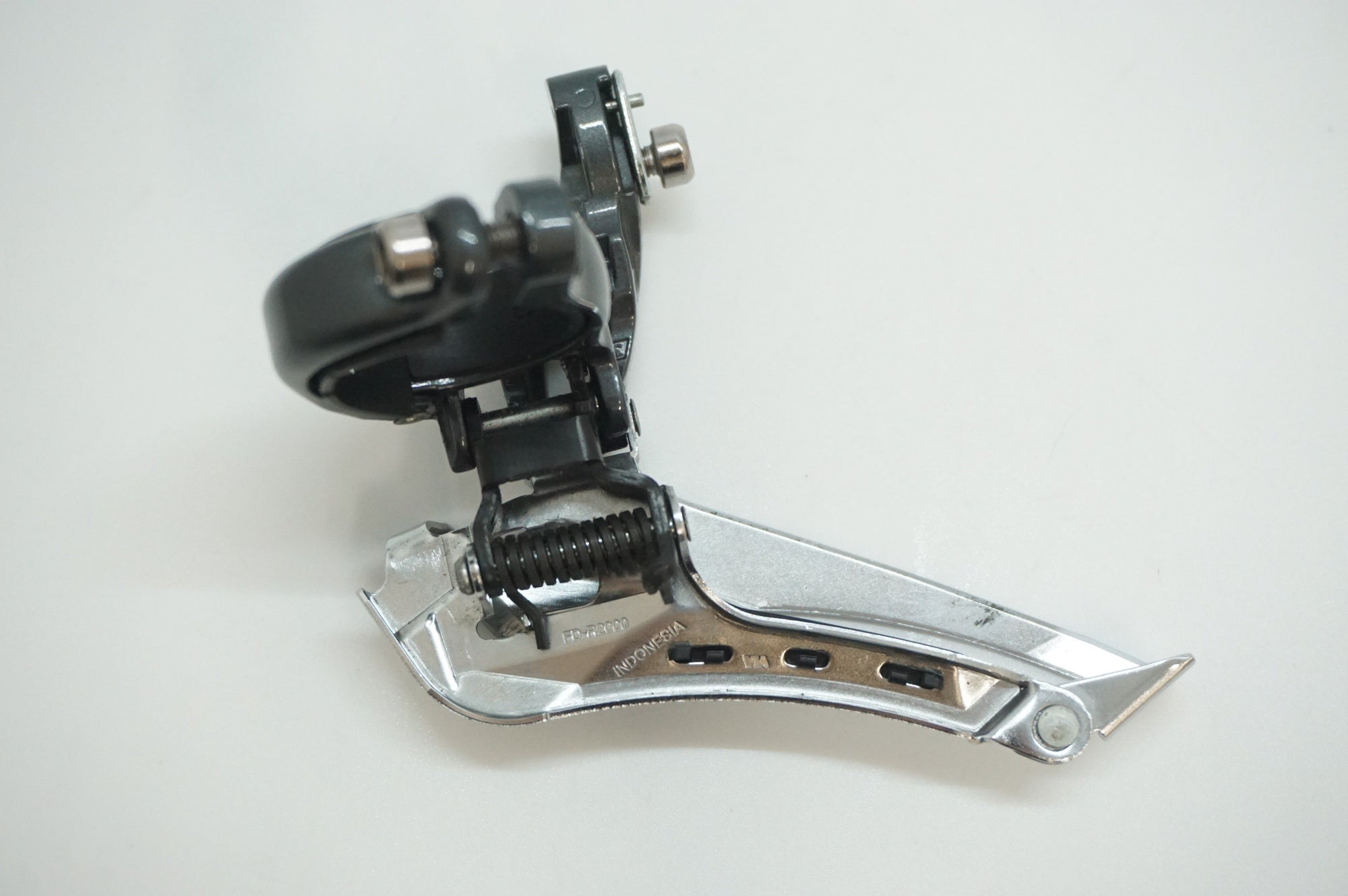 SHIMANO 「シマノ」 CLARIS FD-R2000 フロントディレイラー / 福岡店